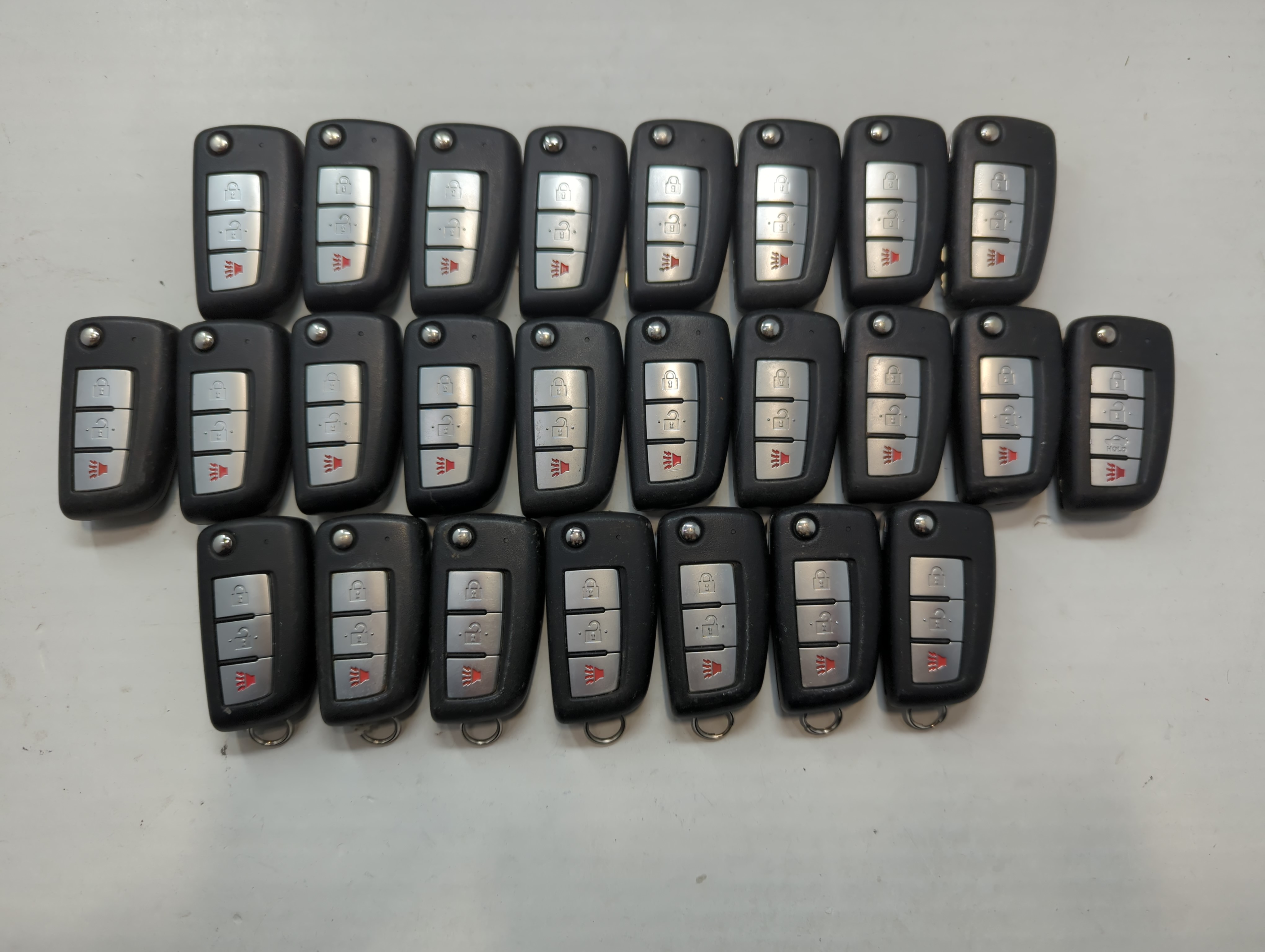 Lot of 25 Nissan Keyless Entry Remote Fob CWTWB1G767 757781 - Oemusedautoparts1.com