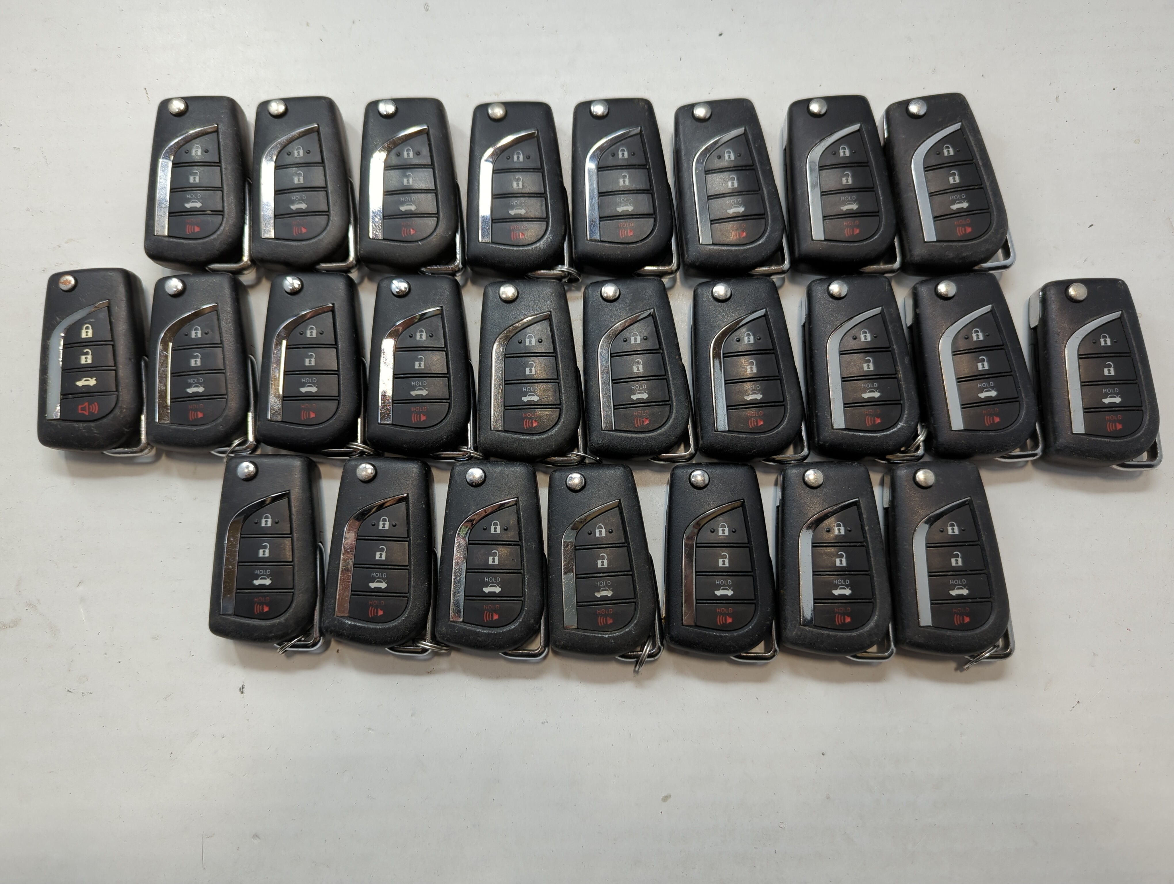 Lot of 25 Toyota Keyless Entry Remote Fob HYQ12BGF | HYQ12BFB | MOZB41TG 757887 - Oemusedautoparts1.com