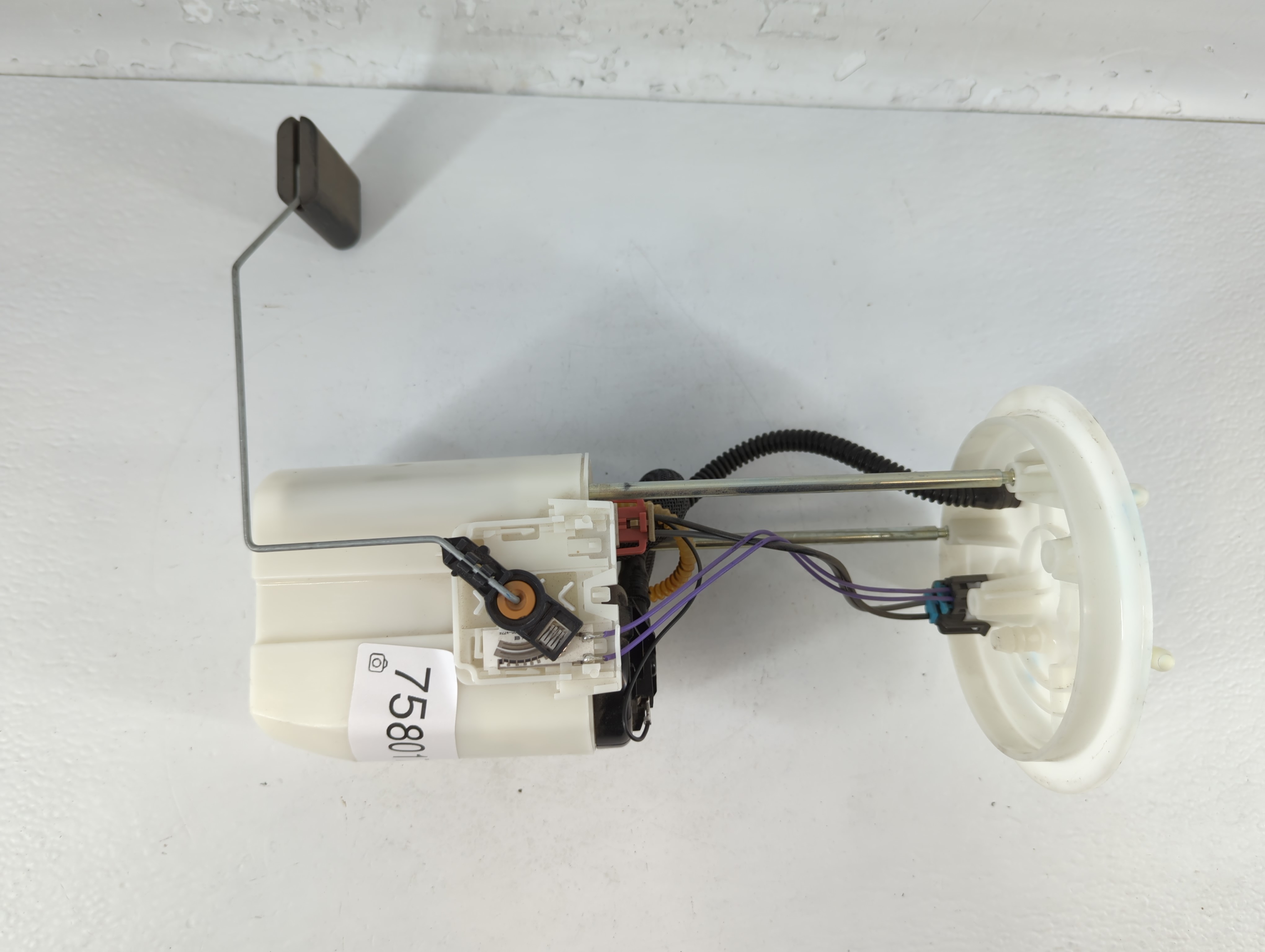 2010-2012 Ford Escape Electrical Gas Fuel Pump Assembly 758017 - Oemusedautoparts1.com