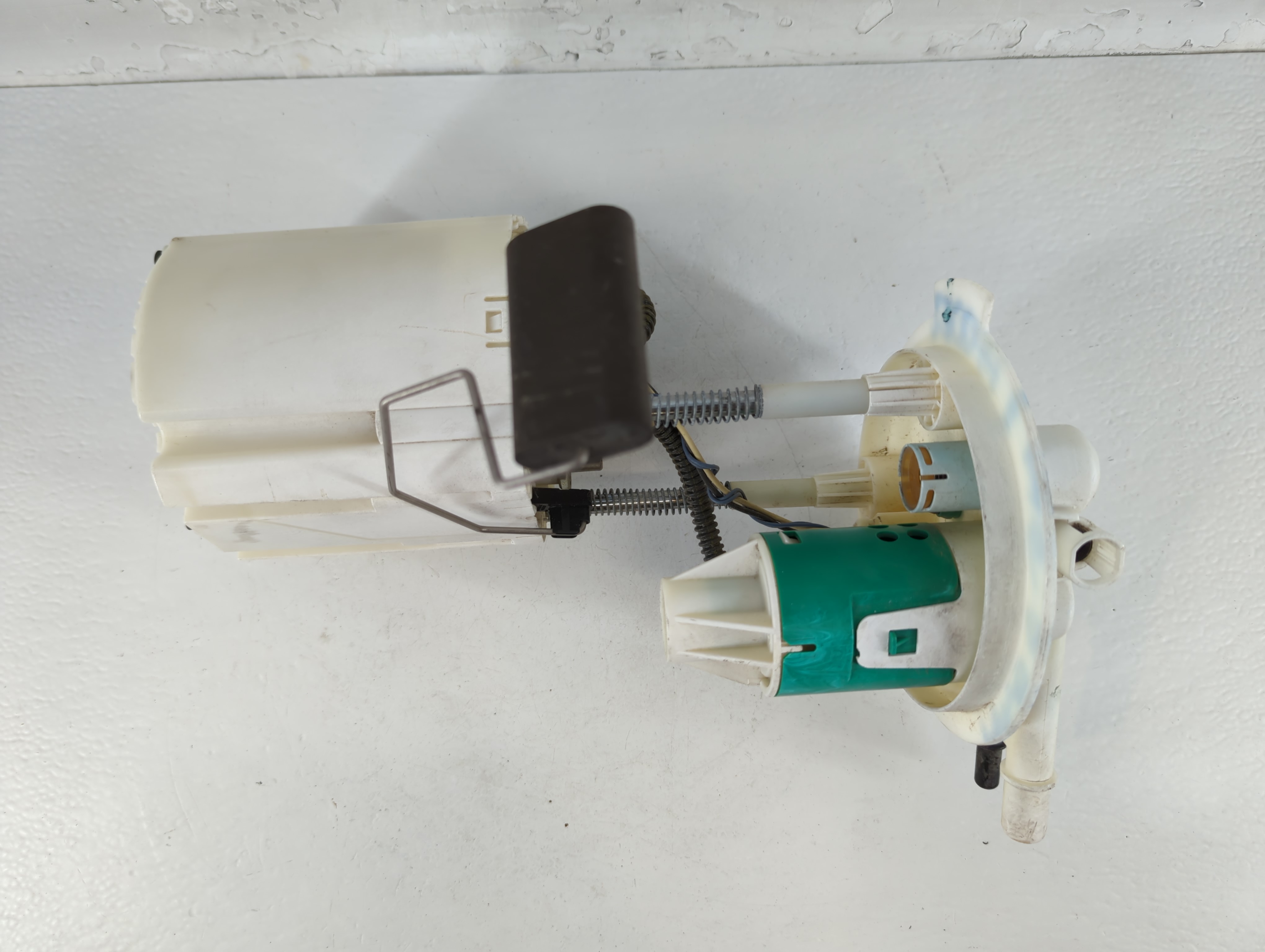 2012-2013 Chevrolet Impala Electrical Gas Fuel Pump Assembly 758019 - Oemusedautoparts1.com