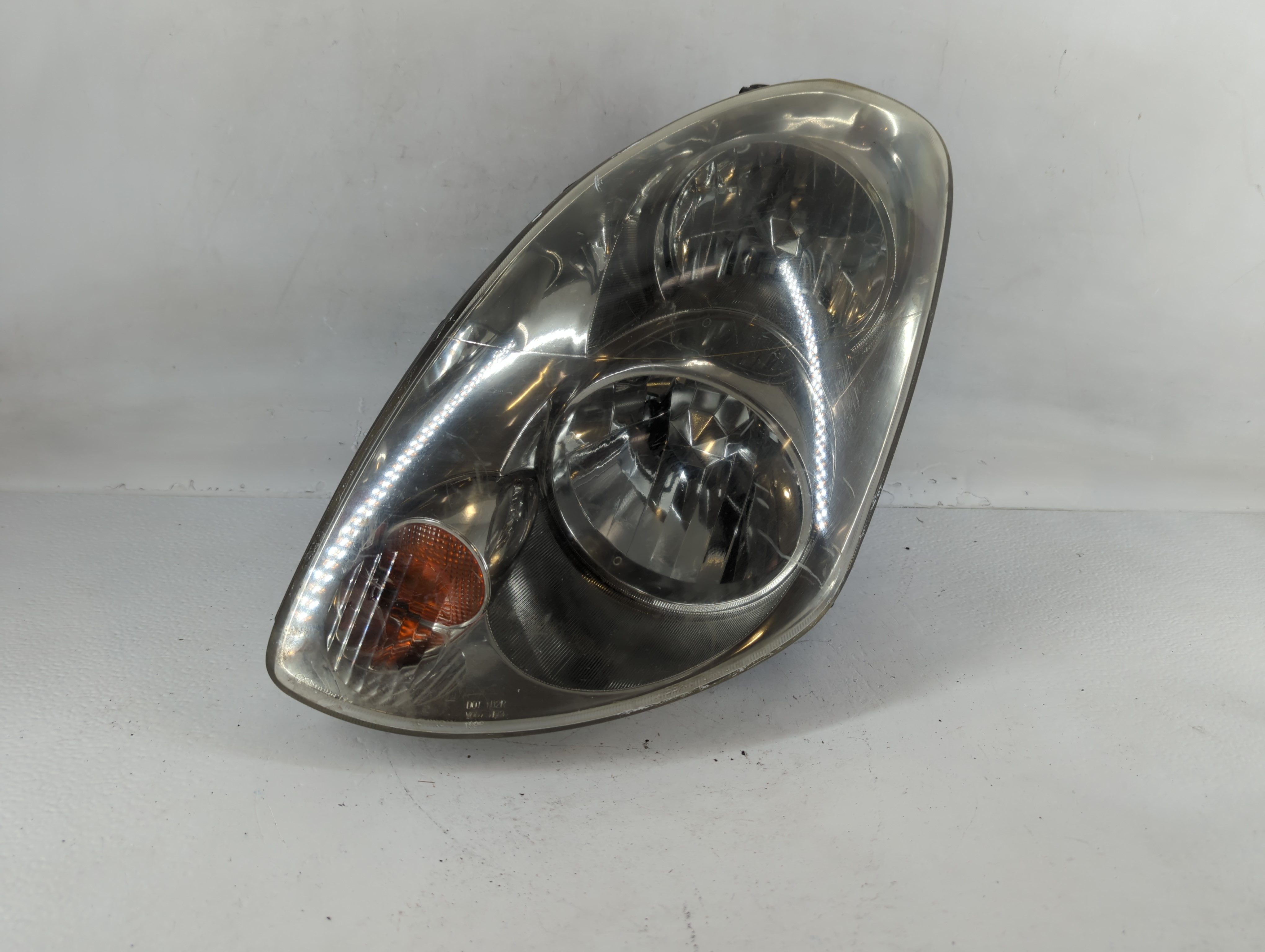 Picture of Infiniti G35 Passenger Right Oem Head Light Headlight Lamp 758763