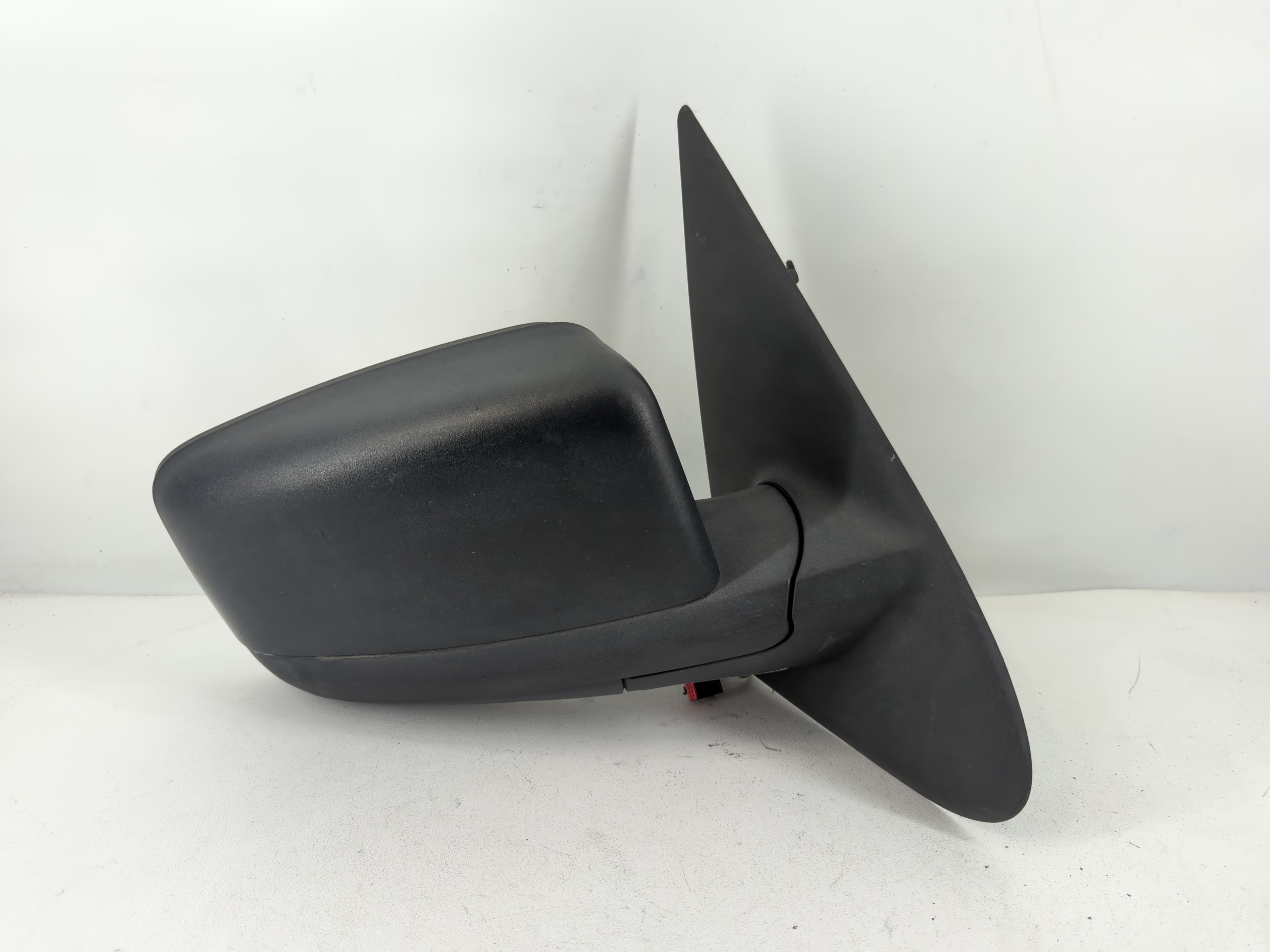 2005 Ford Expedition Passenger Right Side View Power Door Mirror Black 758928 - Oemusedautoparts1.com