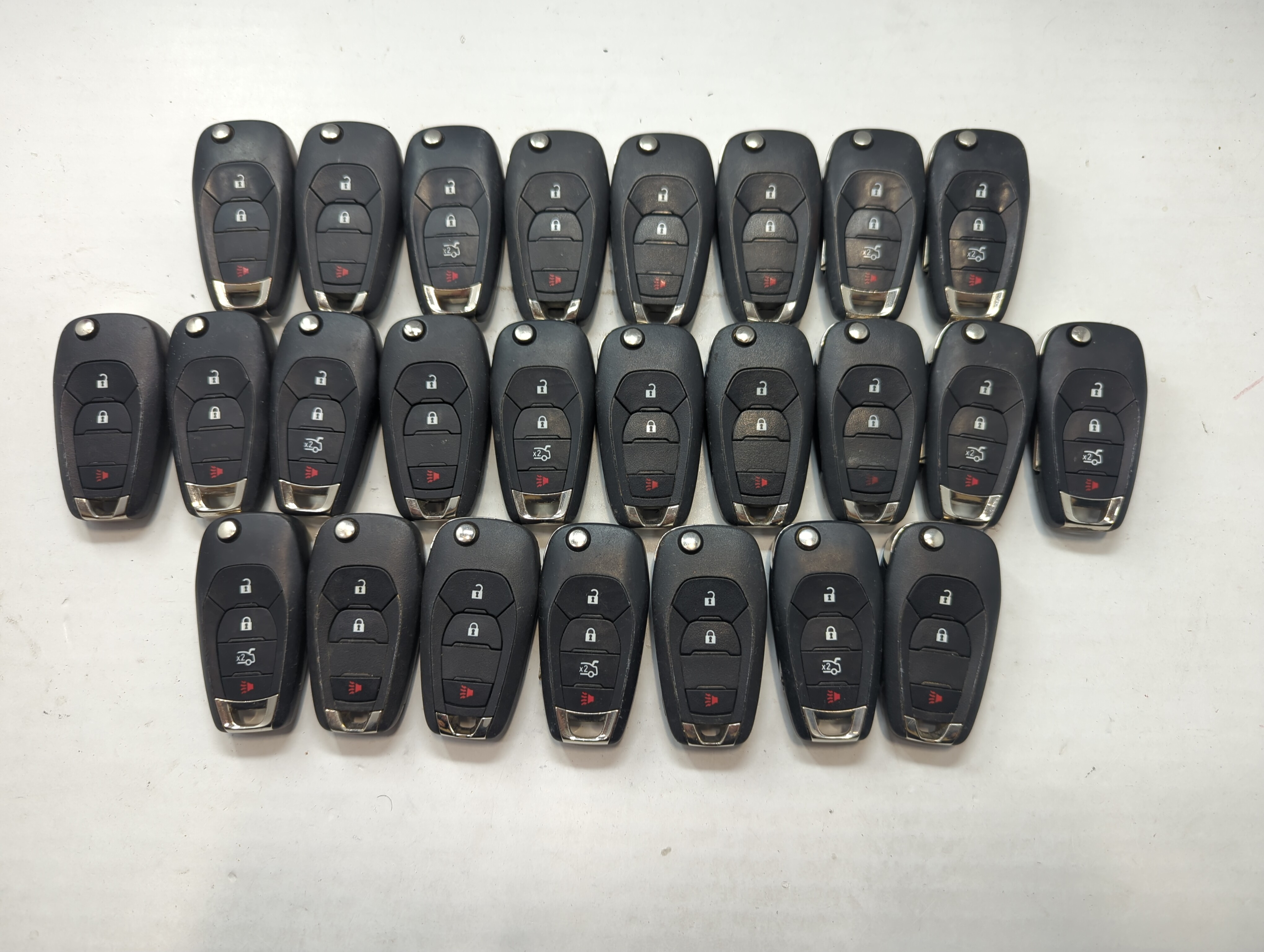 Lot of 25 Chevrolet Keyless Entry Remote Fob MIXED FCC IDS MIXED PART 759027 - Oemusedautoparts1.com