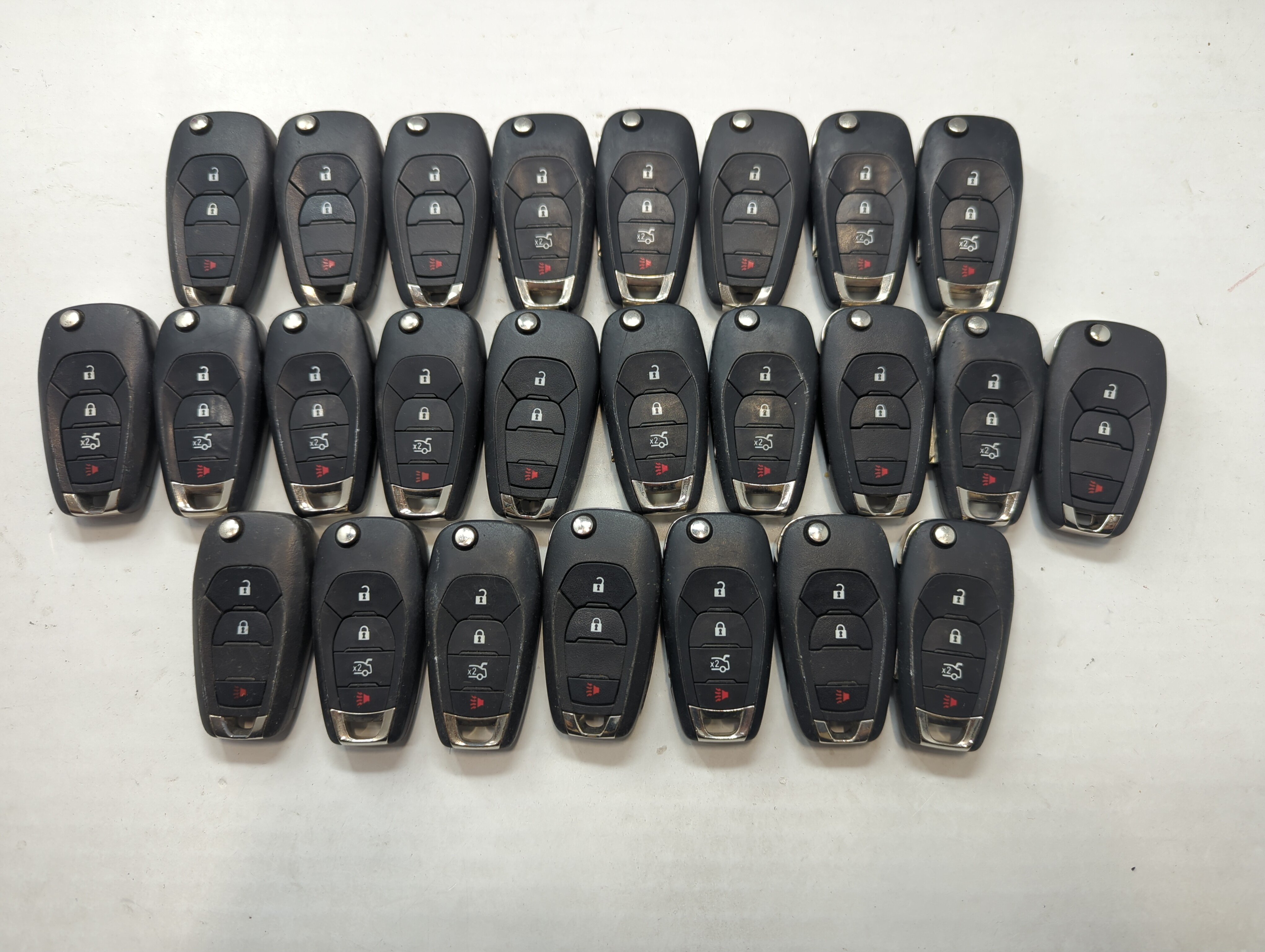 Lot of 25 Chevrolet Keyless Entry Remote Fob MIXED FCC IDS MIXED PART 759028 - Oemusedautoparts1.com