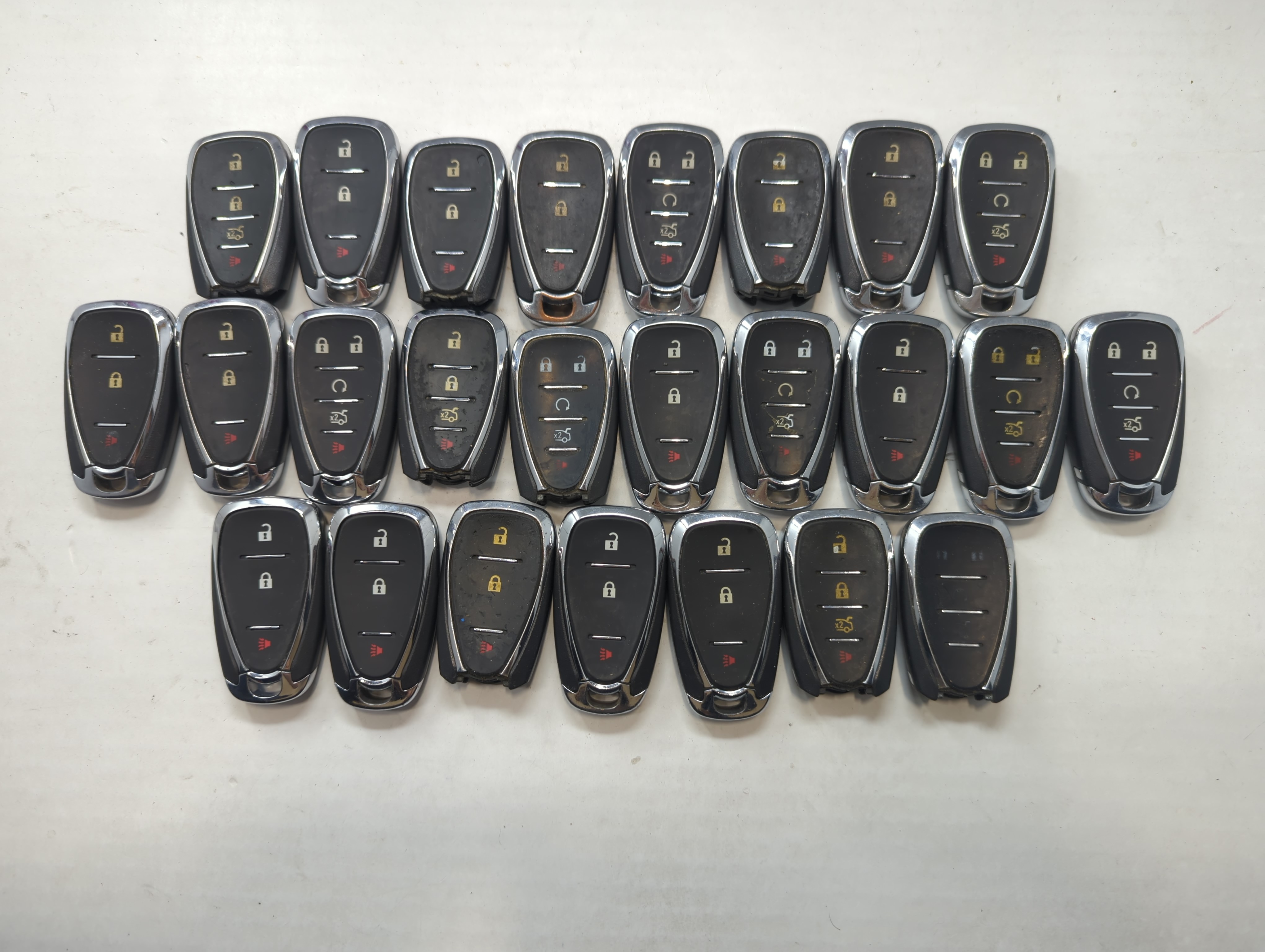 Lot of 25 Chevrolet Keyless Entry Remote Fob MIXED FCC IDS MIXED PART 759043 - Oemusedautoparts1.com