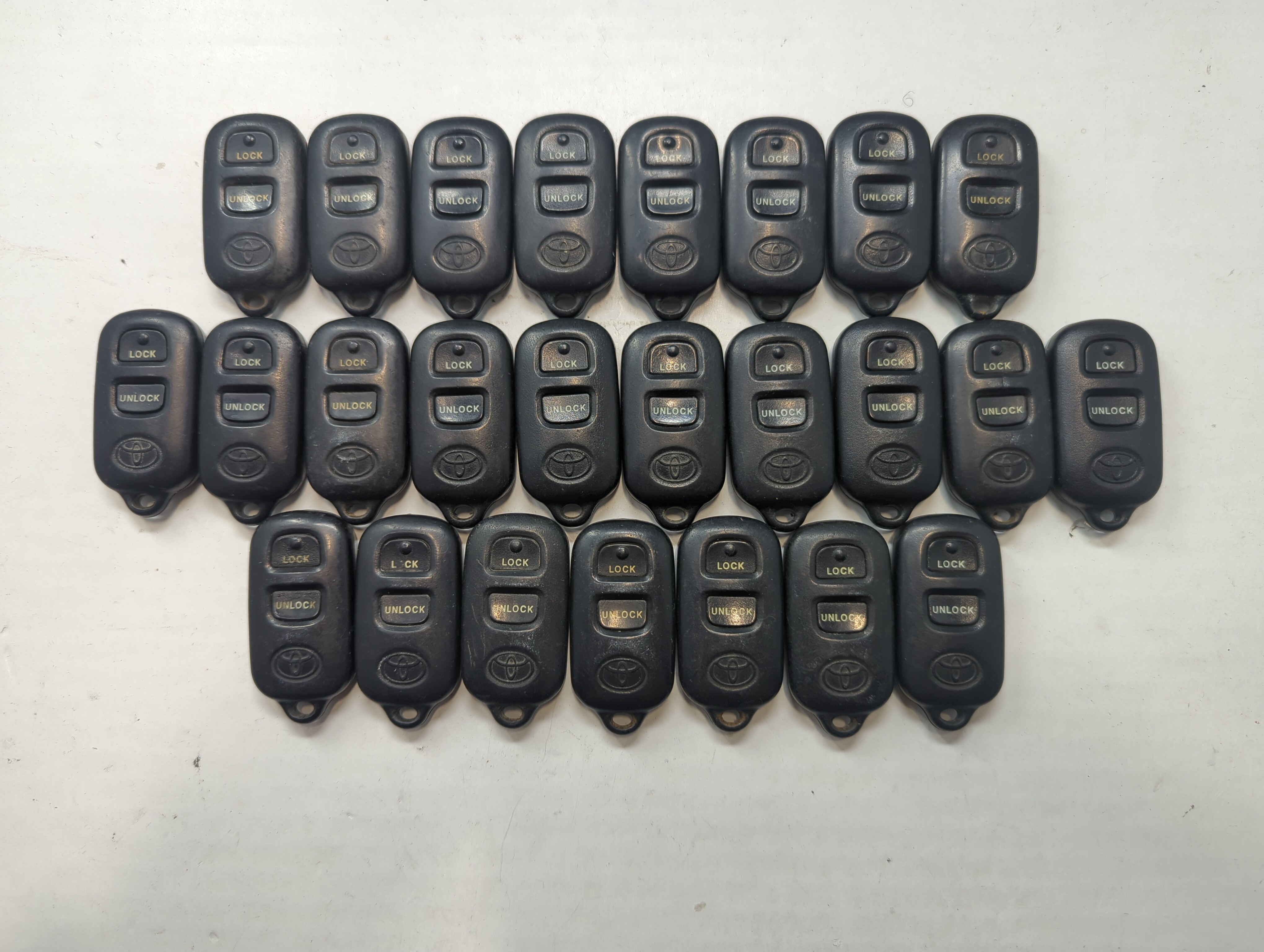 Lot of 25 Toyota Keyless Entry Remote Fob MIXED FCC IDS MIXED PART 759057 - Oemusedautoparts1.com