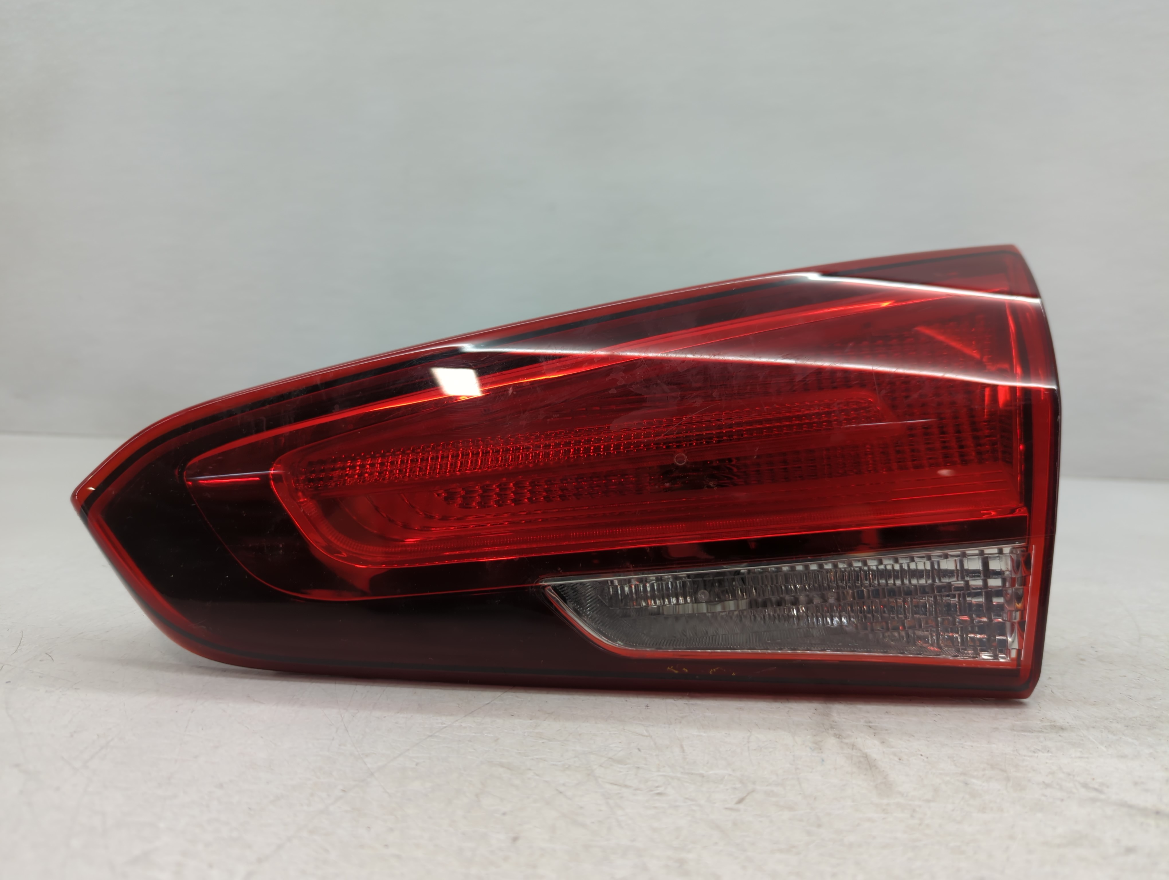 Picture of 2017-2018 Kia Forte Passenger Right Side Tail Light Taillight Oem 759081