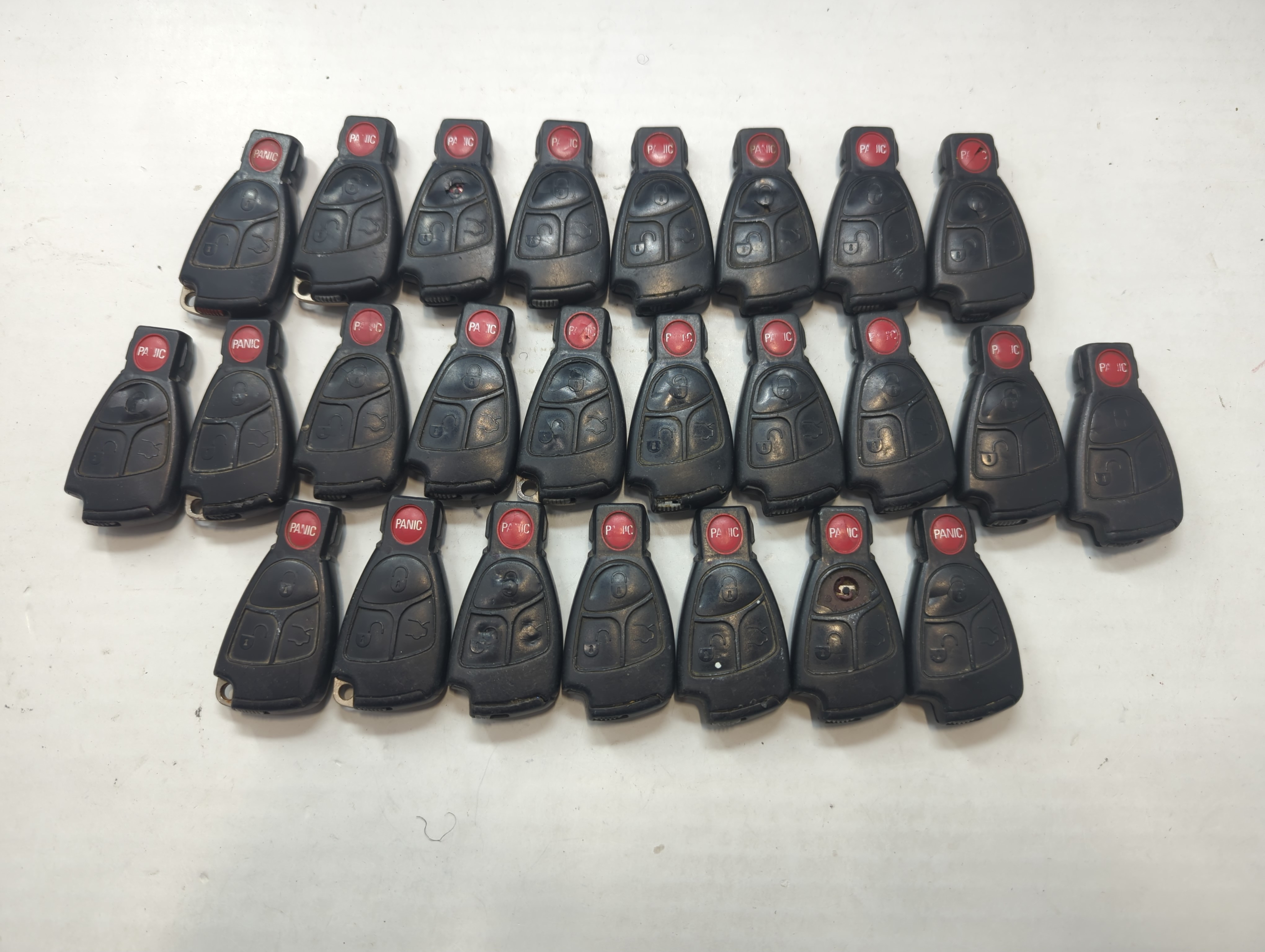 Lot of 25 Mercedes-Benz Keyless Entry Remote Fob MIXED FCC IDS MIXED 759088 - Oemusedautoparts1.com