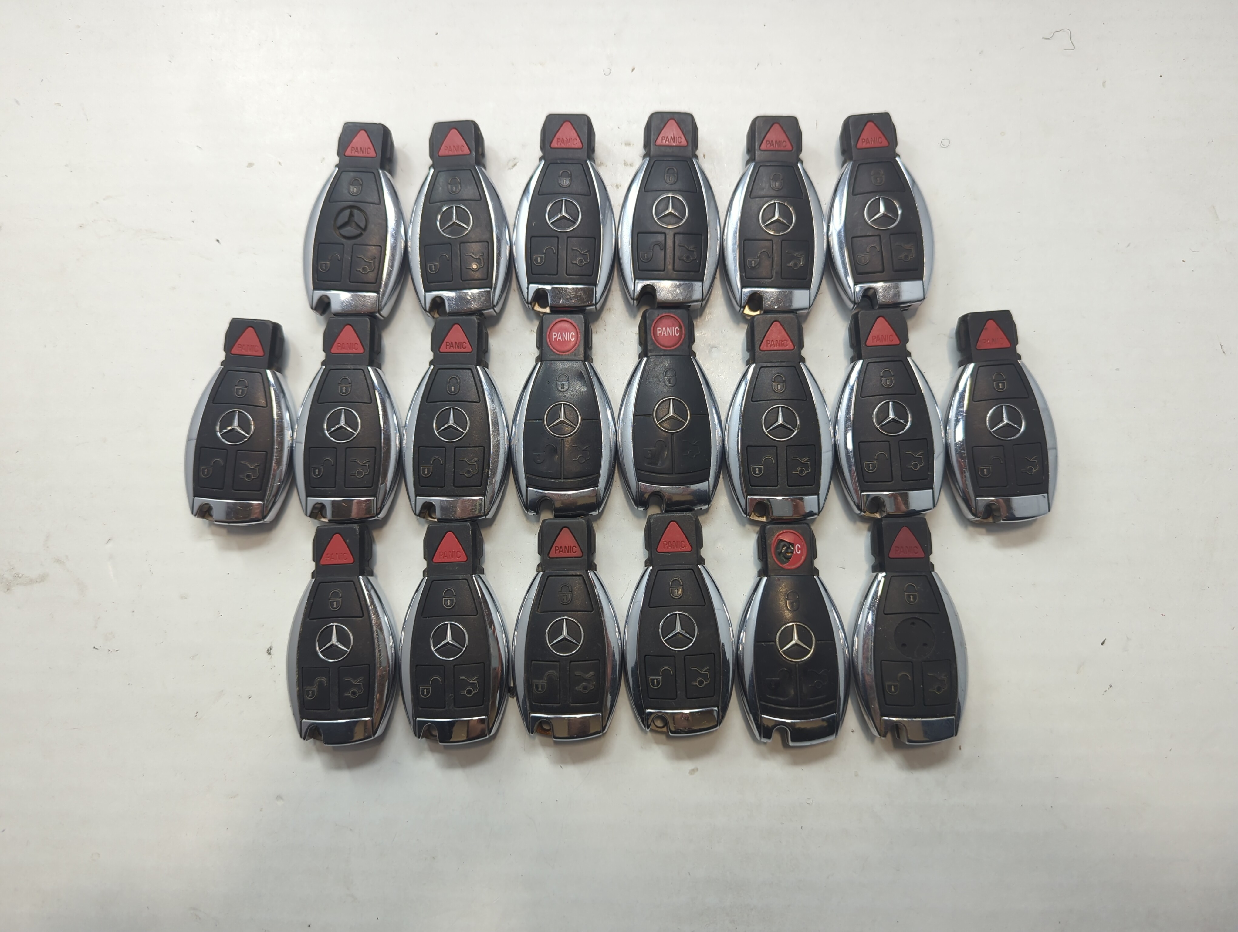 Lot of 20 Mercedes-Benz Keyless Entry Remote Fob MIXED FCC IDS MIXED 759101 - Oemusedautoparts1.com