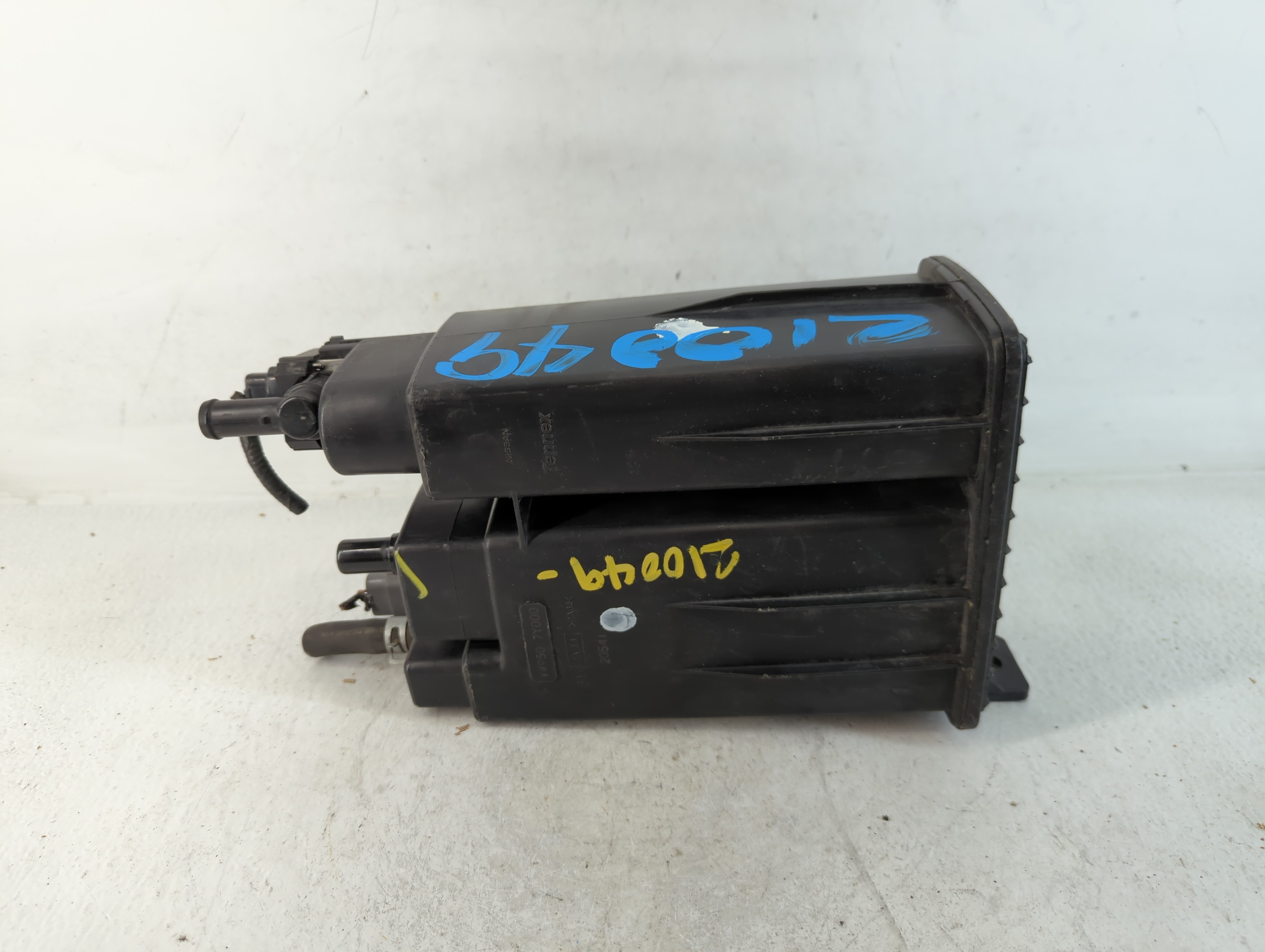 2015 Nissan Murano Fuel Vapor Charcoal Canister 759108 - Oemusedautoparts1.com