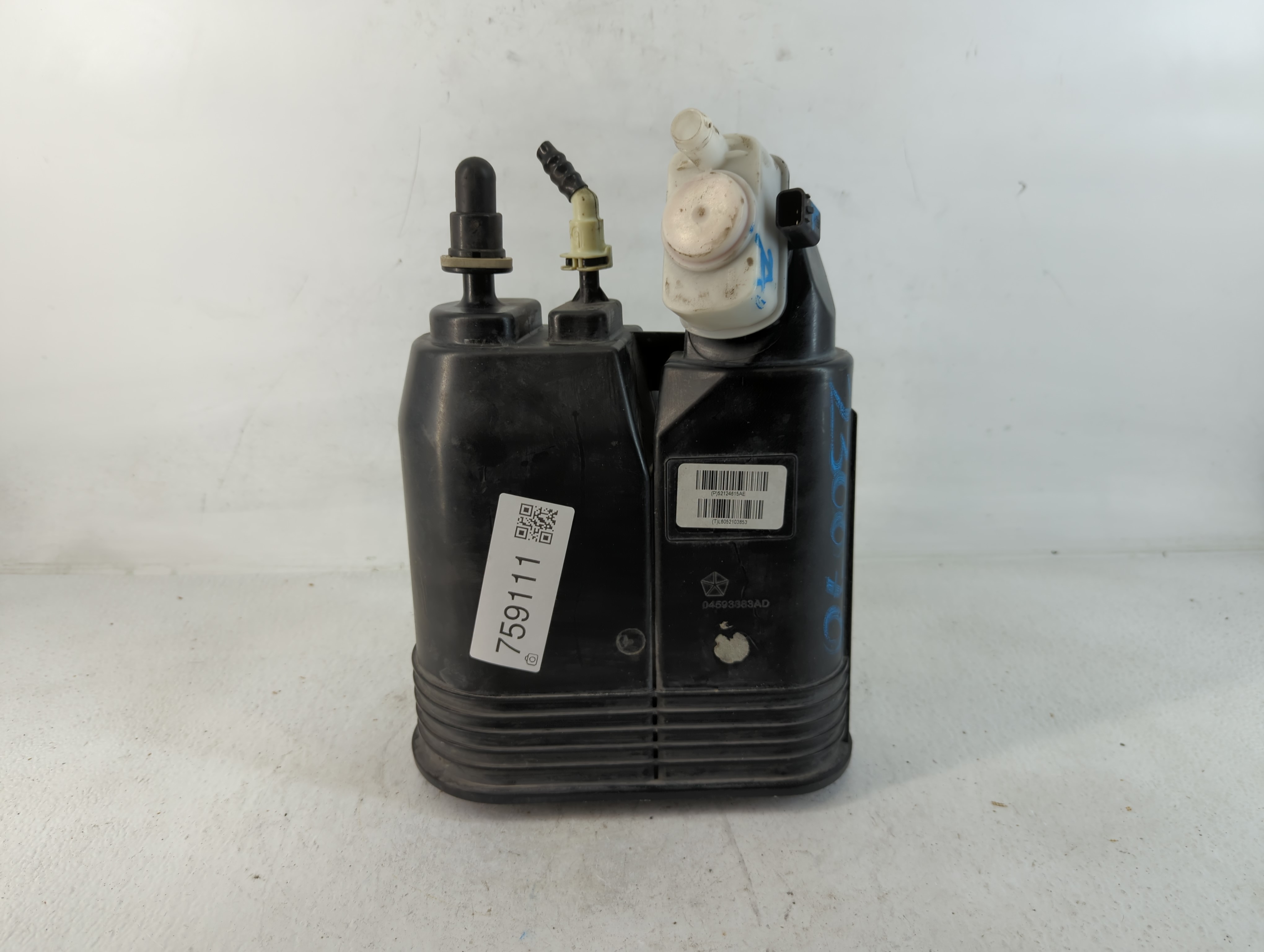 2011 Dodge Durango Fuel Vapor Charcoal Canister 759111 - Oemusedautoparts1.com