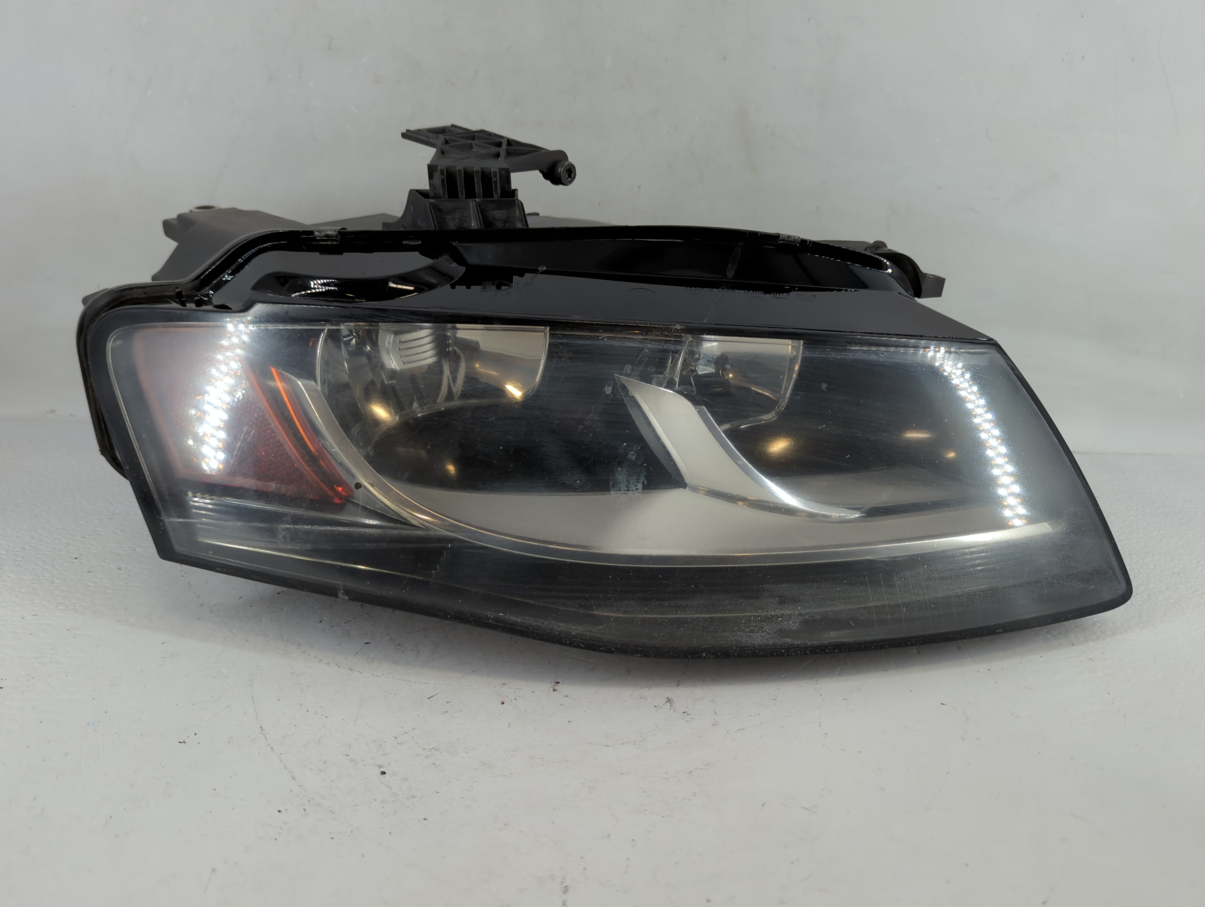 2009-2012 Audi A4 Passenger Right Oem Head Light Headlight Lamp 759132 - Oemusedautoparts1.com