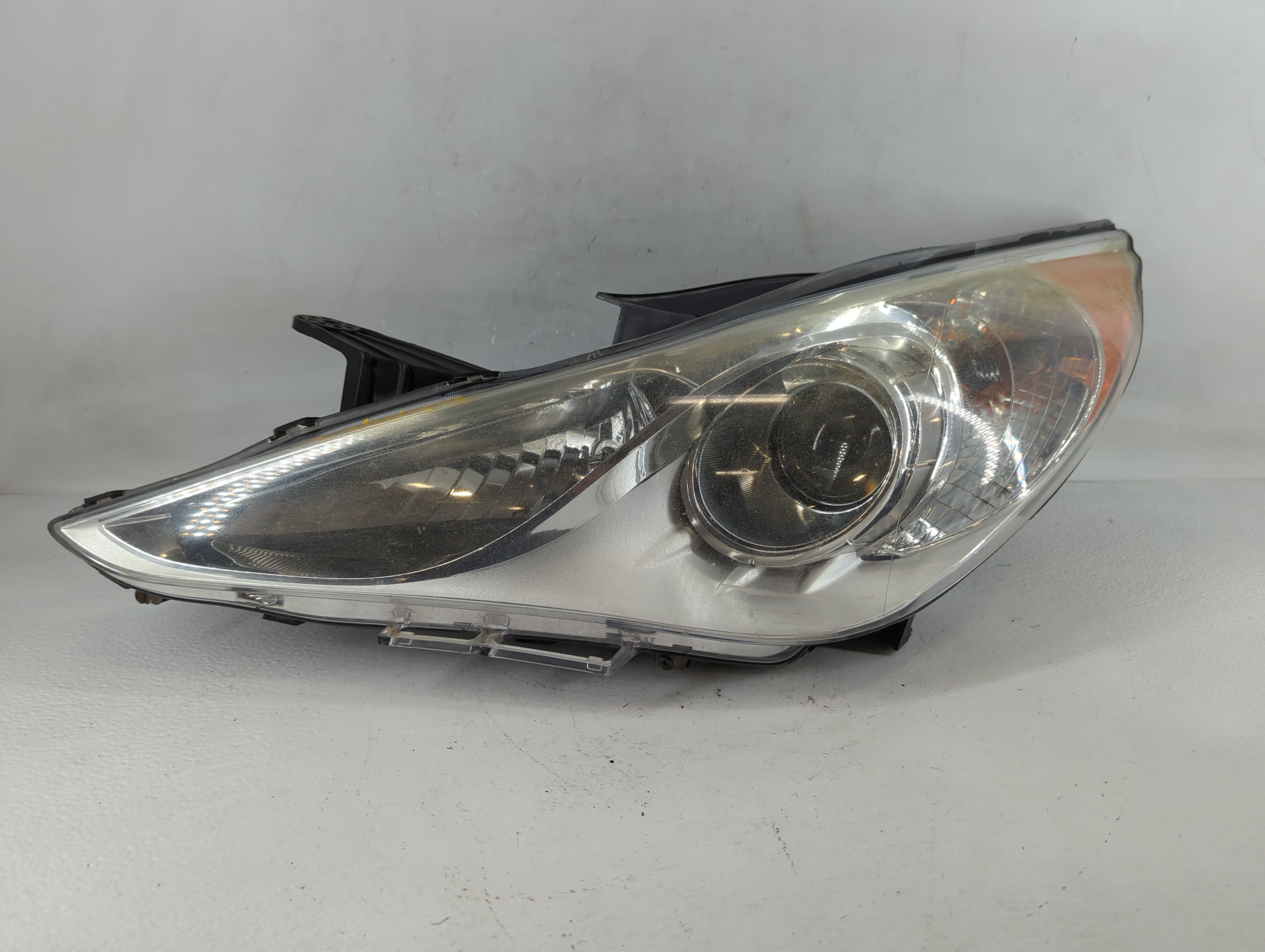 Picture of 2011-2014 Hyundai Sonata Passenger Right Oem Head Light Headlight Lamp 759133