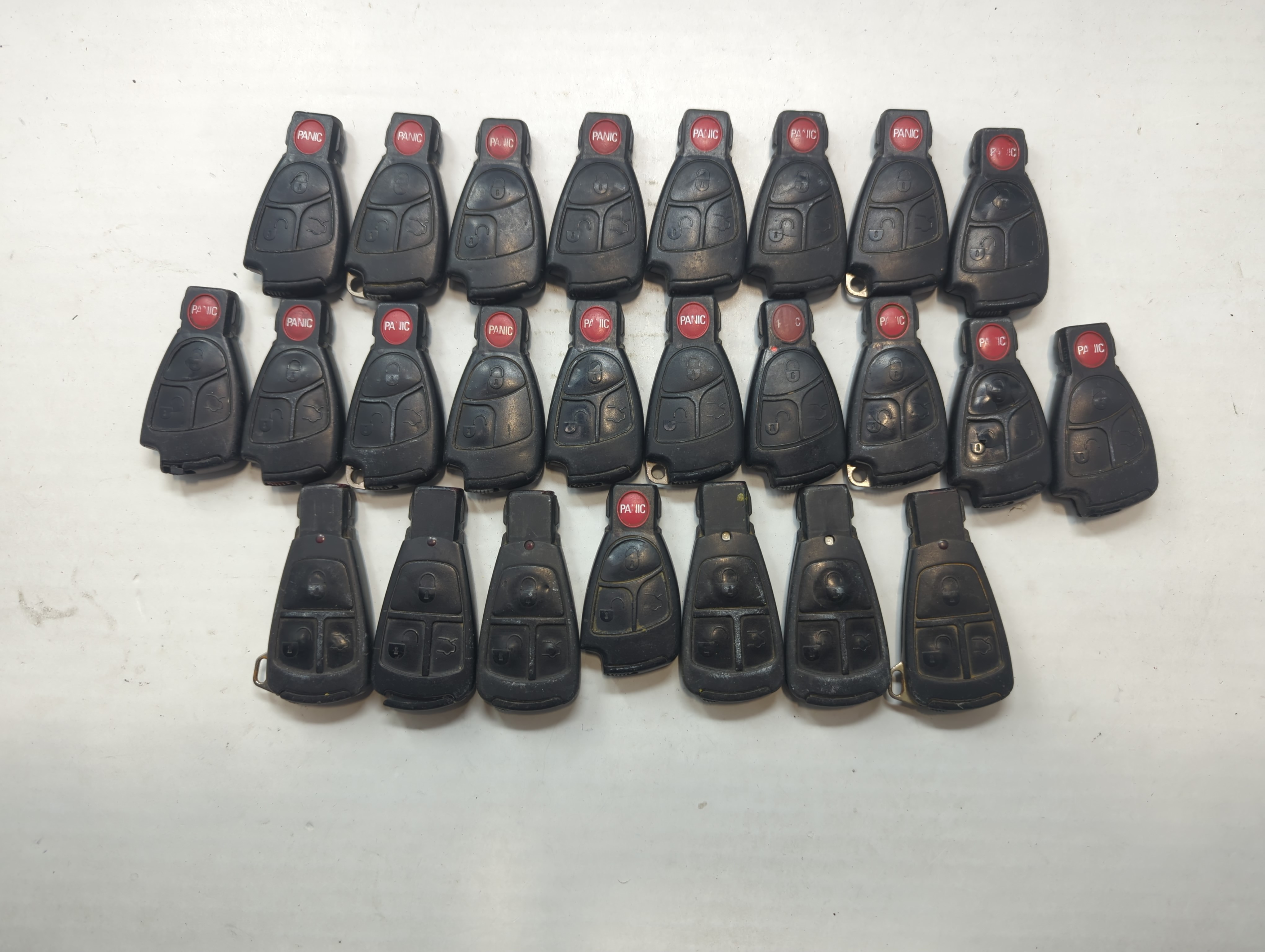 Lot of 25 Mercedes-Benz Keyless Entry Remote Fob MIXED FCC IDS MIXED 759143 - Oemusedautoparts1.com