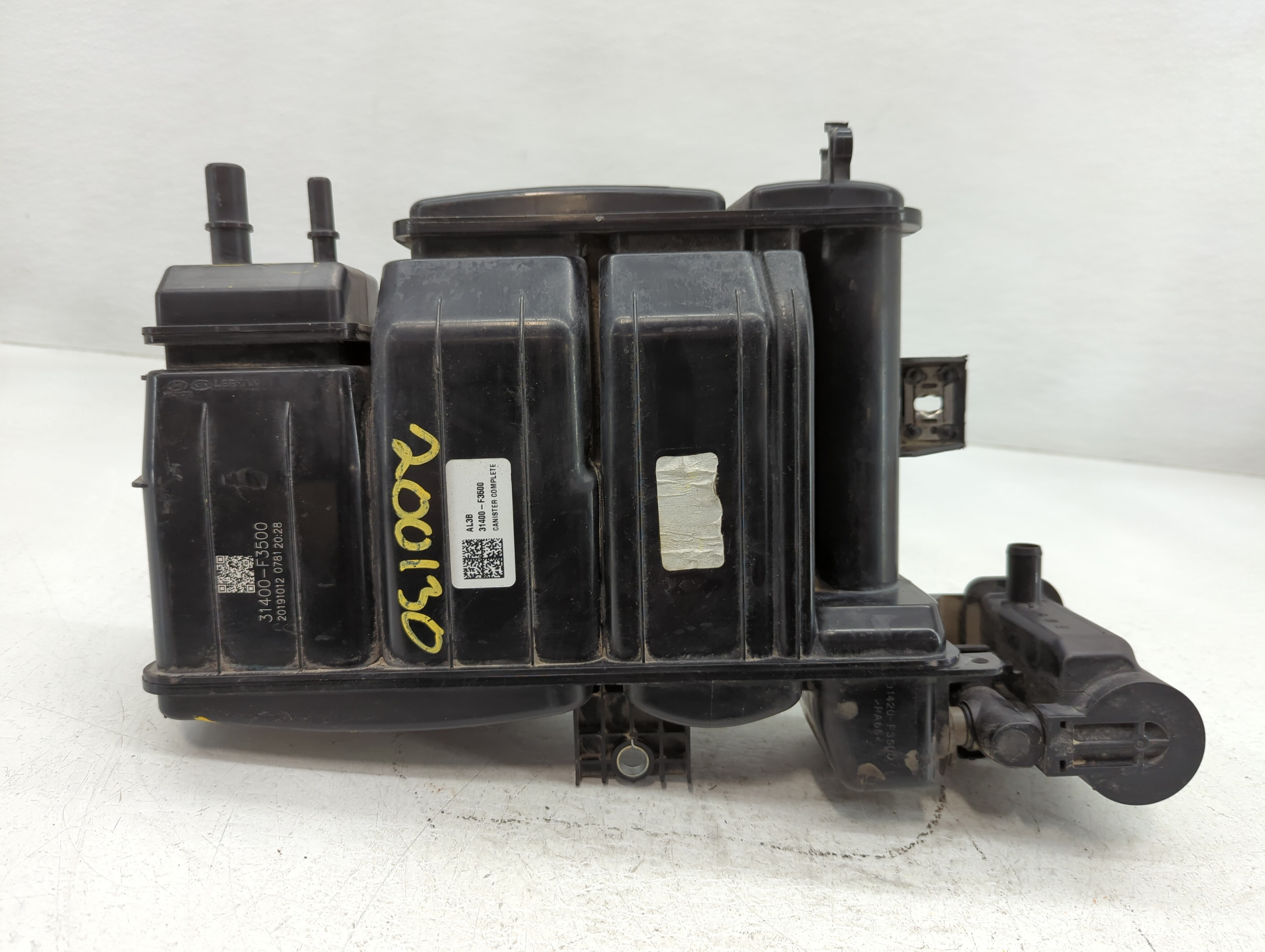 Picture of 2020 Kia Forte Fuel Vapor Charcoal Canister 759195