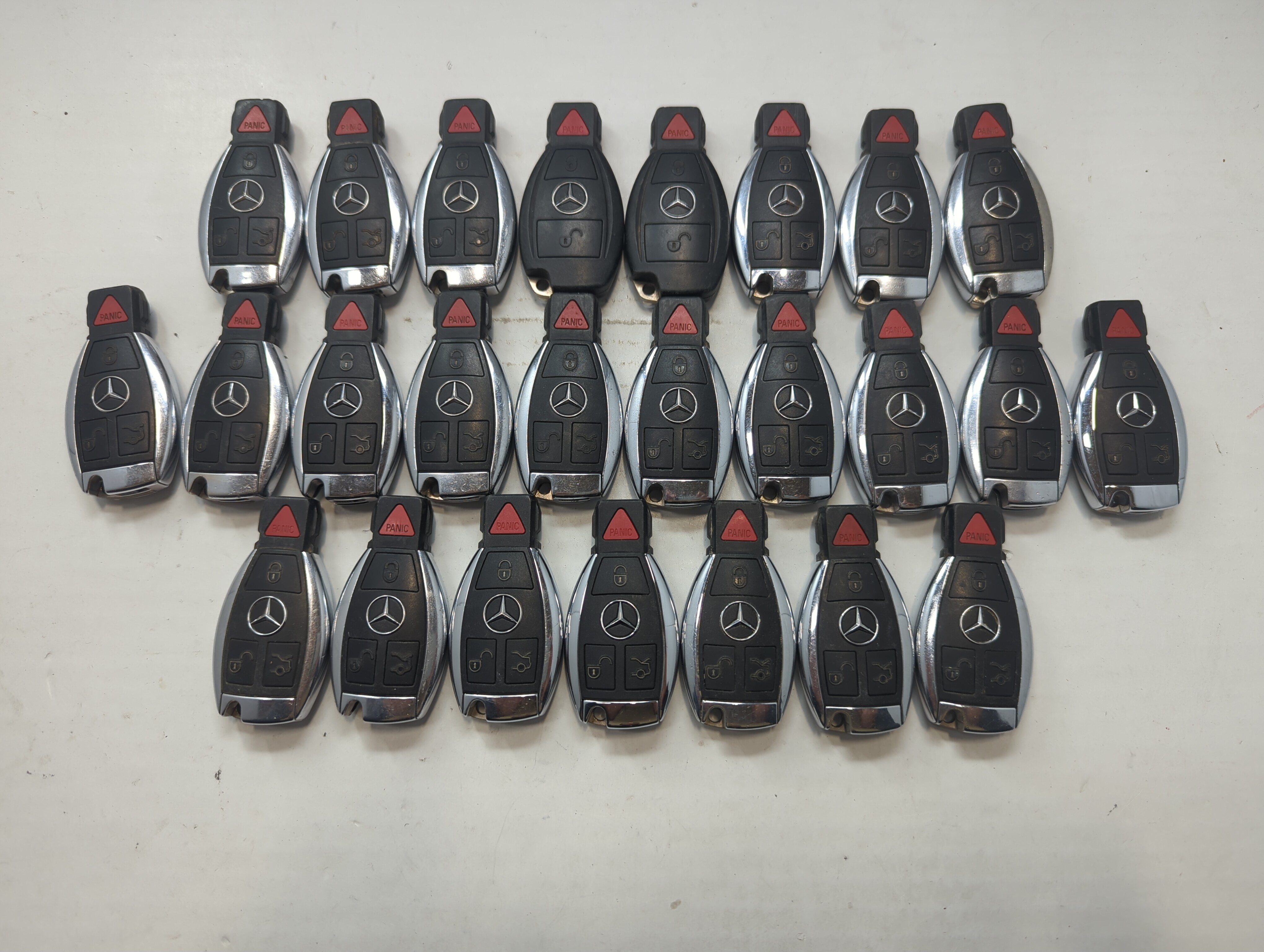 Lot of 25 Mercedes-Benz Keyless Entry Remote Fob MIXED FCC IDS MIXED 759211 - Oemusedautoparts1.com