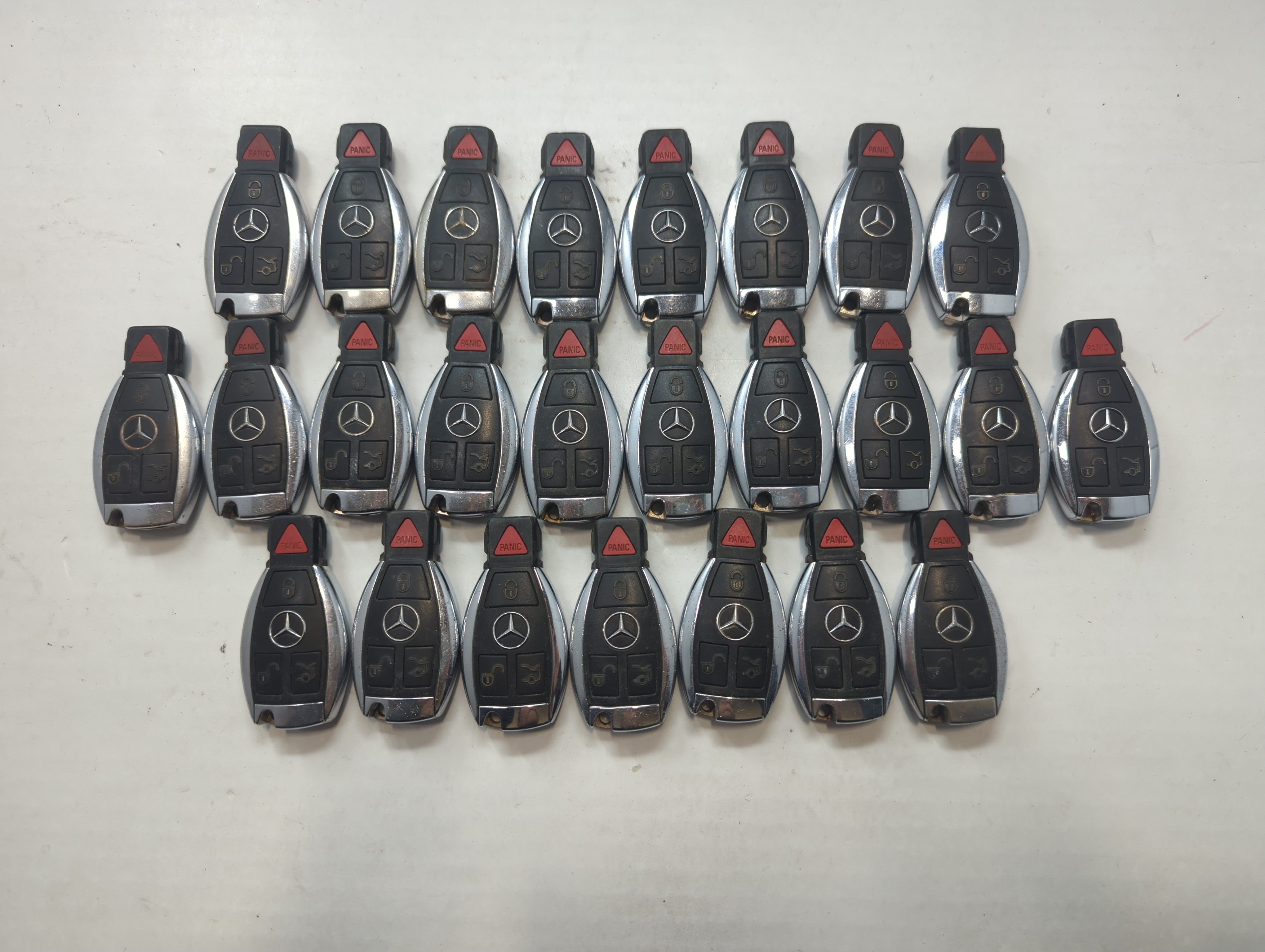 Lot of 25 Mercedes-Benz Keyless Entry Remote Fob MIXED FCC IDS MIXED 759222 - Oemusedautoparts1.com
