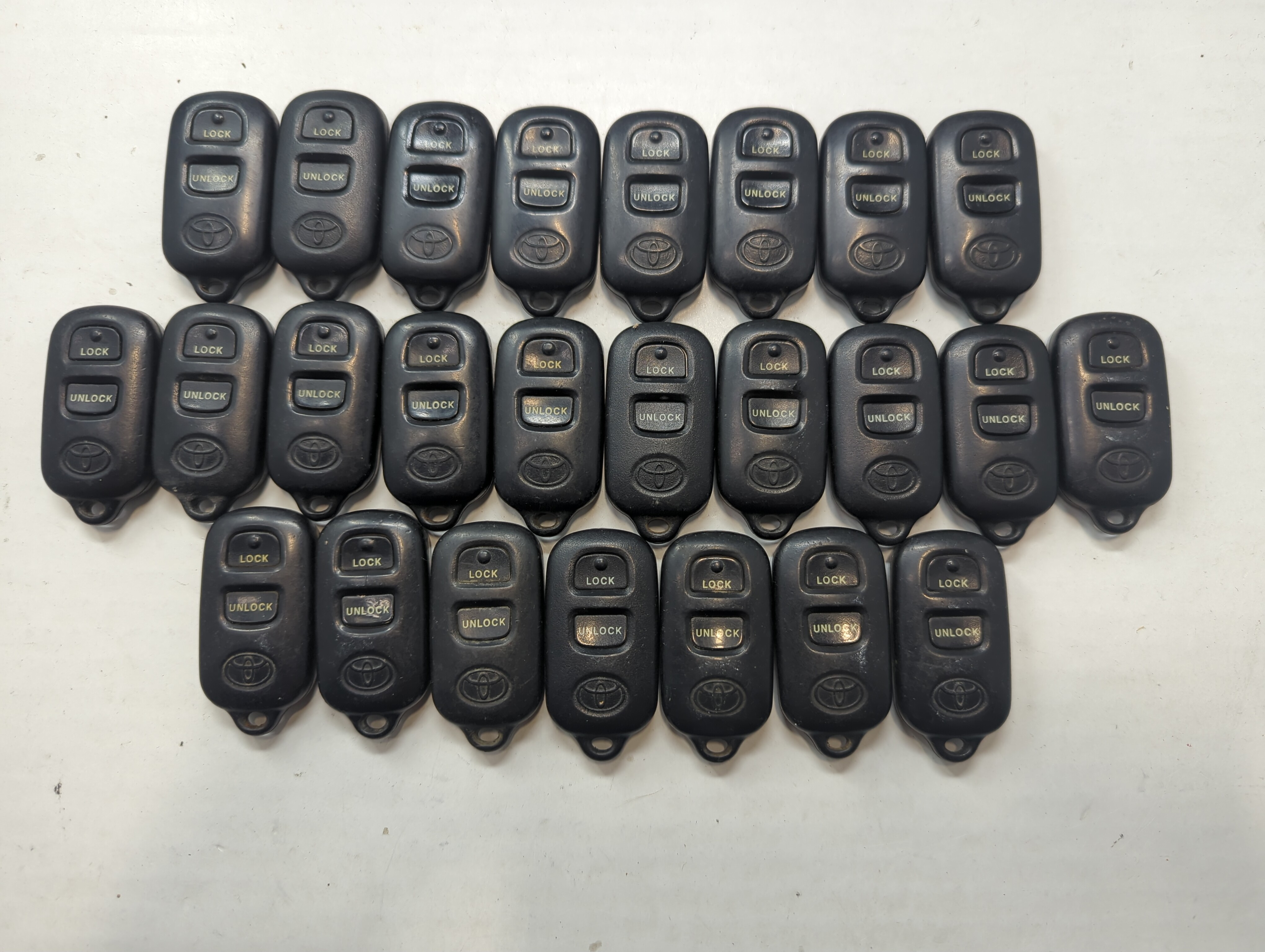 Lot of 25 Toyota Keyless Entry Remote Fob GQ43VT14T 759261 - Oemusedautoparts1.com