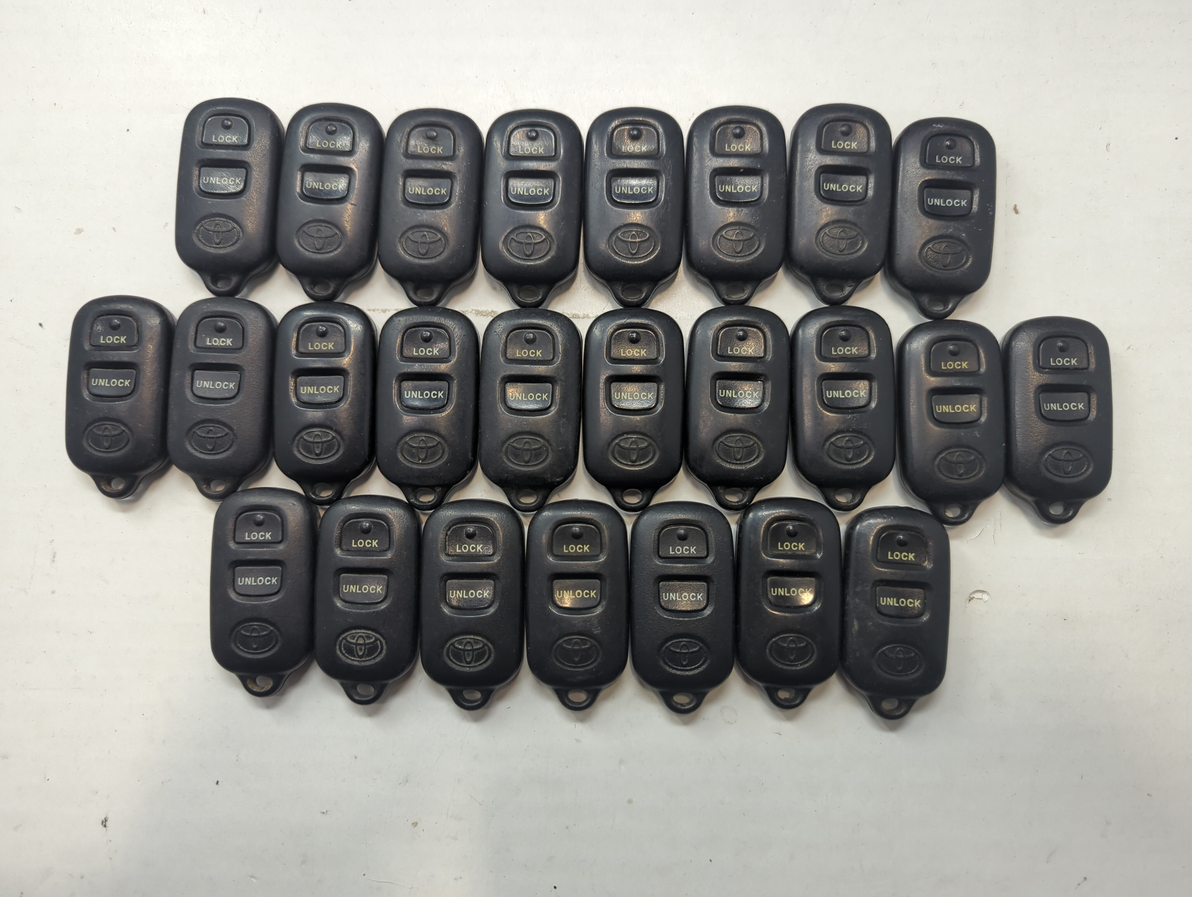 Lot of 25 Toyota Keyless Entry Remote Fob GQ43VT14T 759262 - Oemusedautoparts1.com