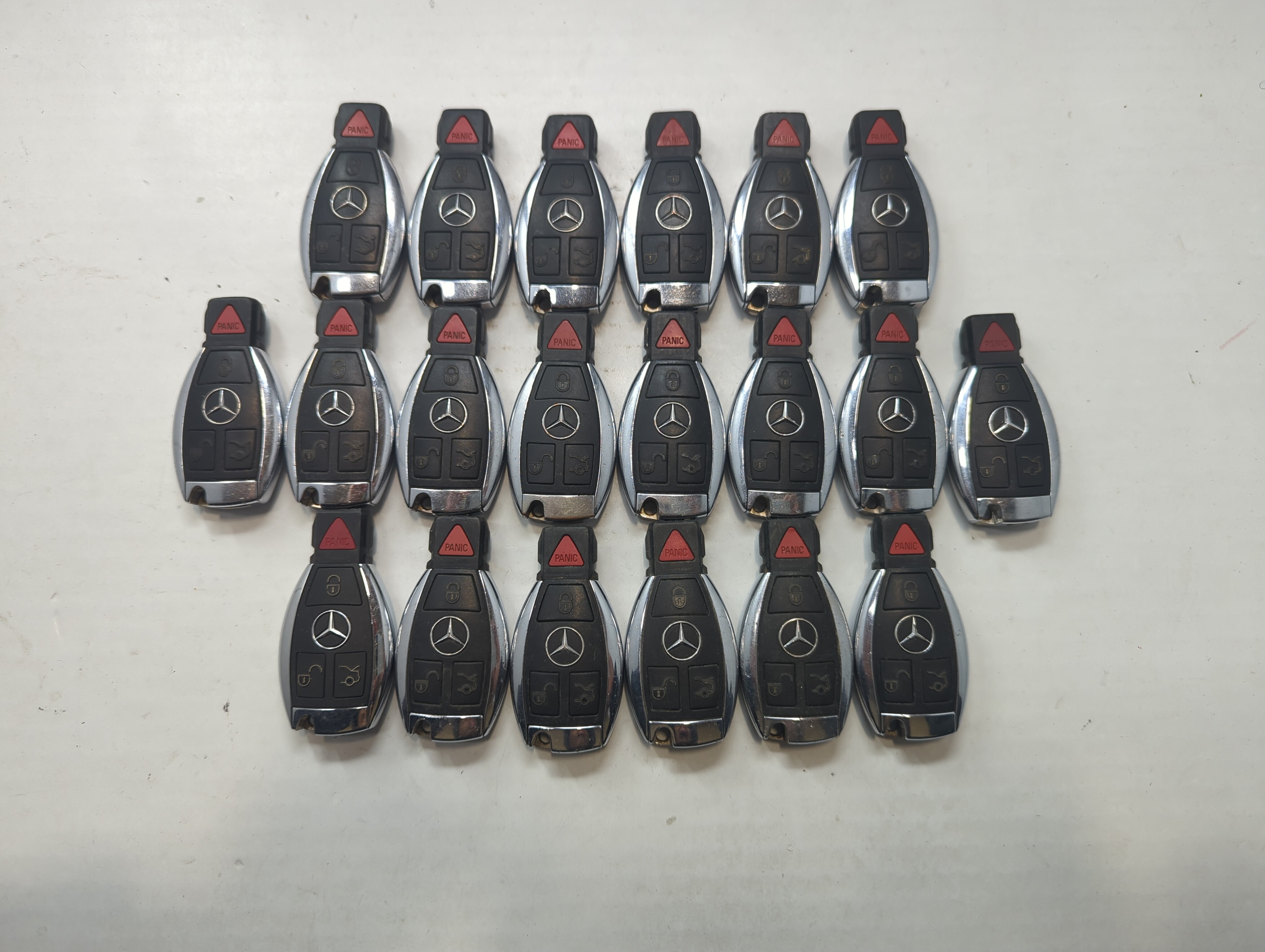 Lot of 20 Mercedes-Benz Keyless Entry Remote Fob MIXED FCC IDS MIXED 759265 - Oemusedautoparts1.com