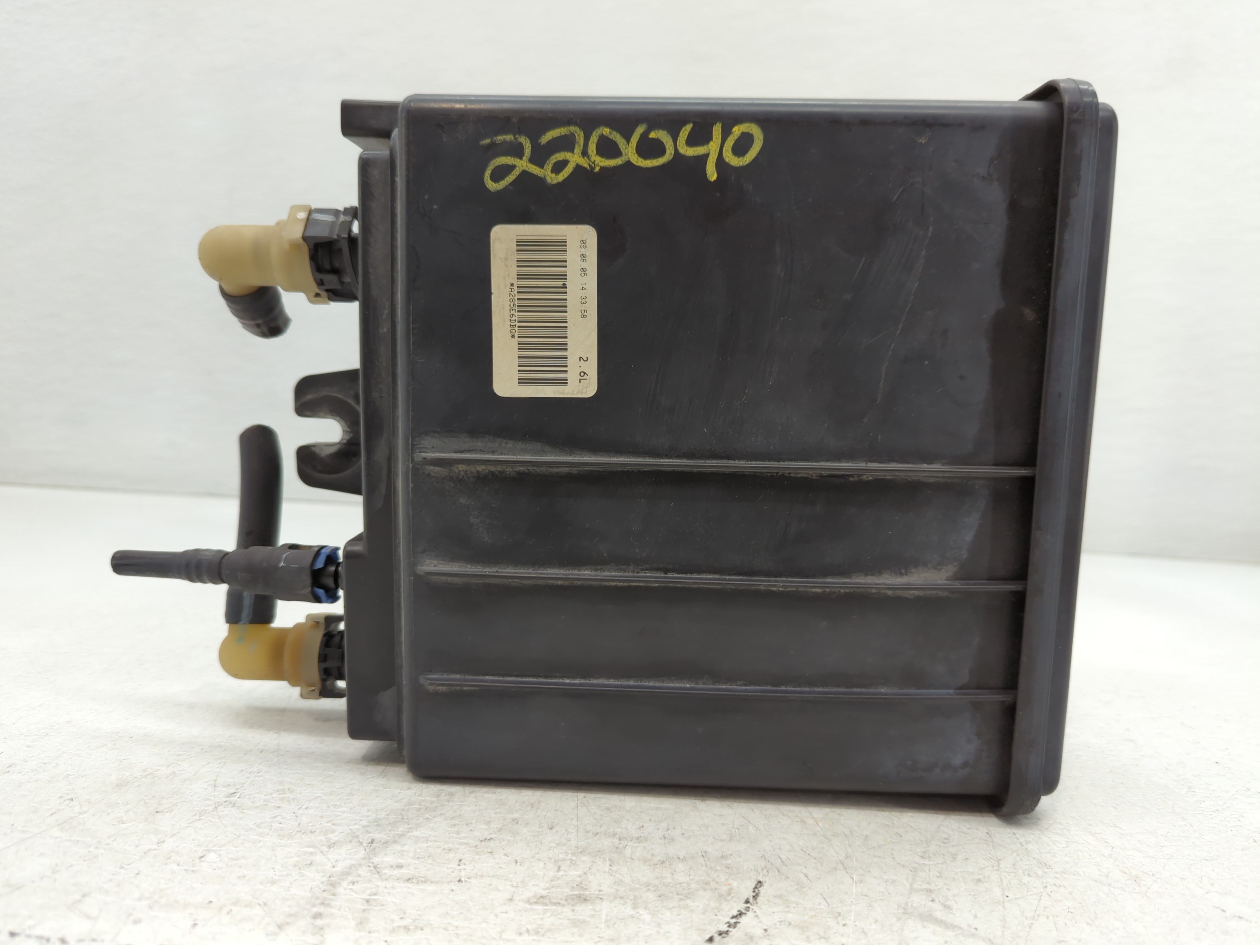 2006 Gmc Yukon Fuel Vapor Charcoal Canister 759288 - Oemusedautoparts1.com
