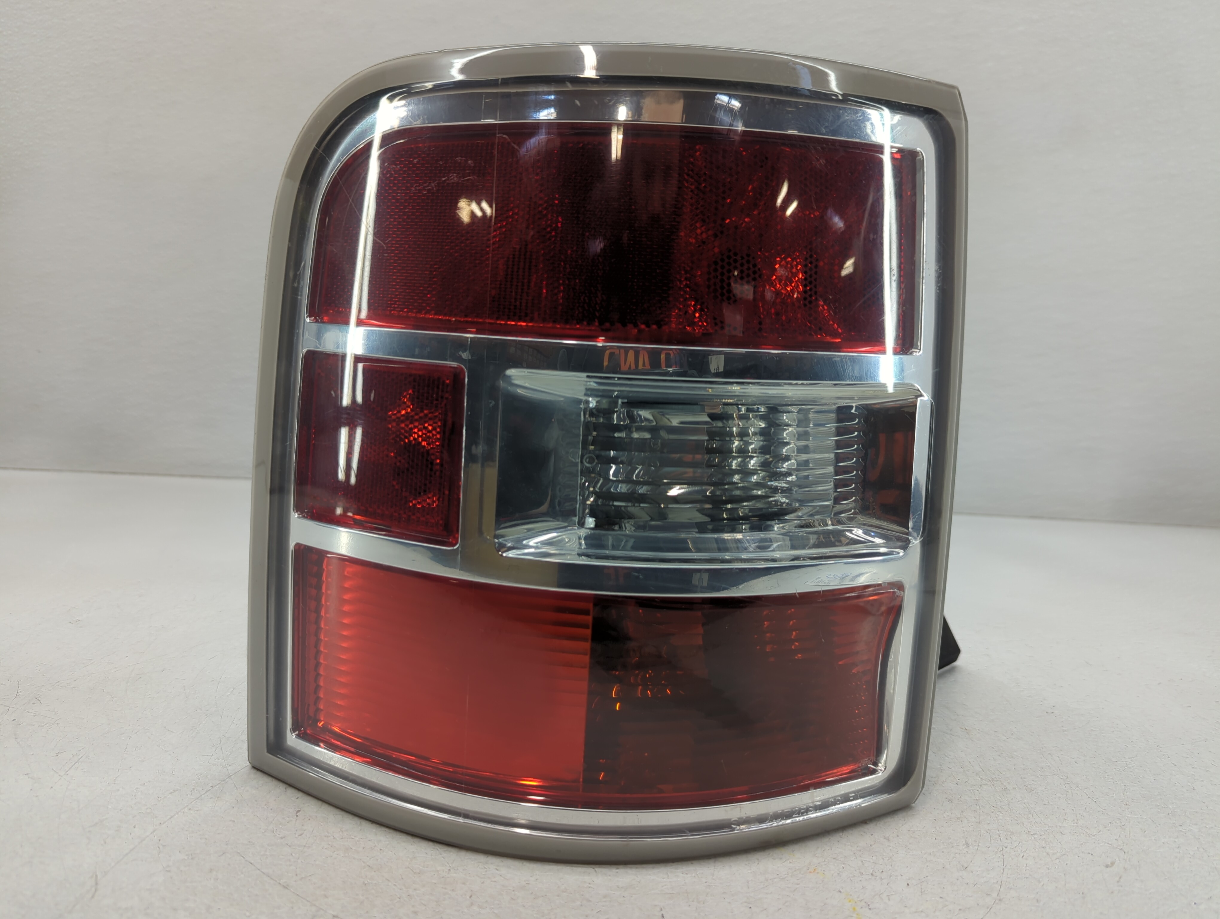 Picture of 2009-2011 Ford Flex Driver Left Side Tail Light Taillight Oem 759353