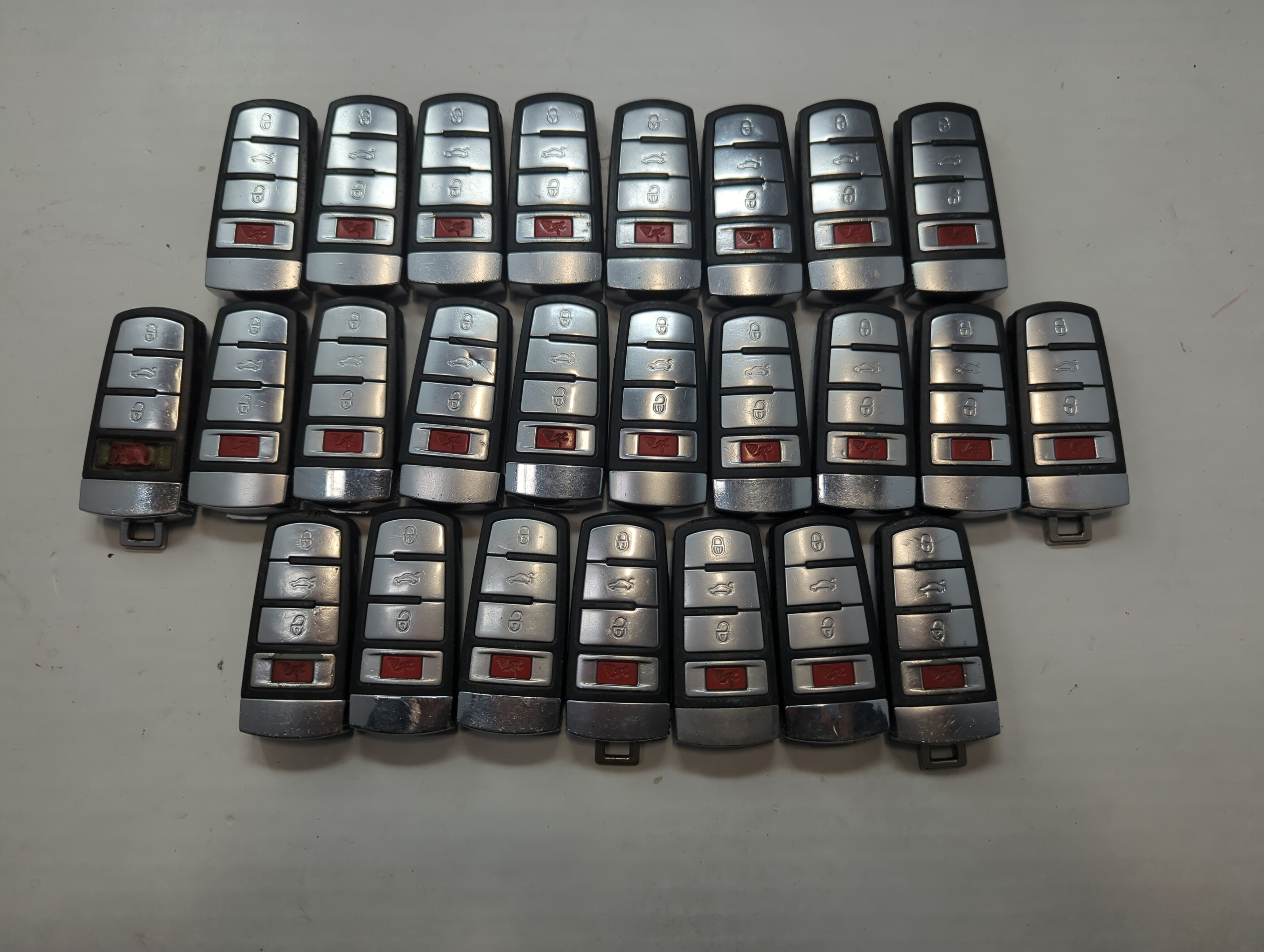 Lot of 25 Volkswagen Keyless Entry Remote Fob MIXED FCC IDS MIXED PART 759368 - Oemusedautoparts1.com
