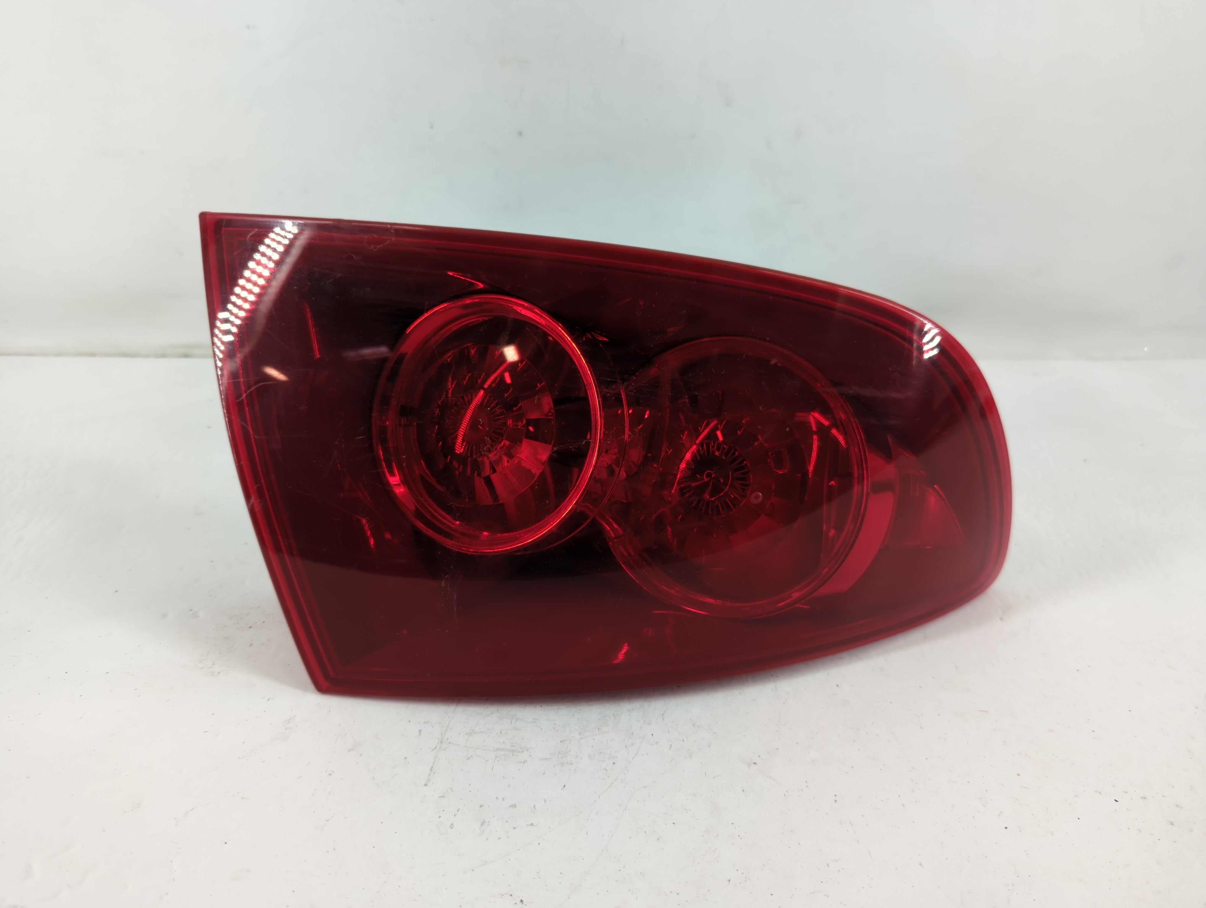 2004-2006 Mazda 3 Driver Left Side Tail Light Taillight Oem 759477 - Oemusedautoparts1.com