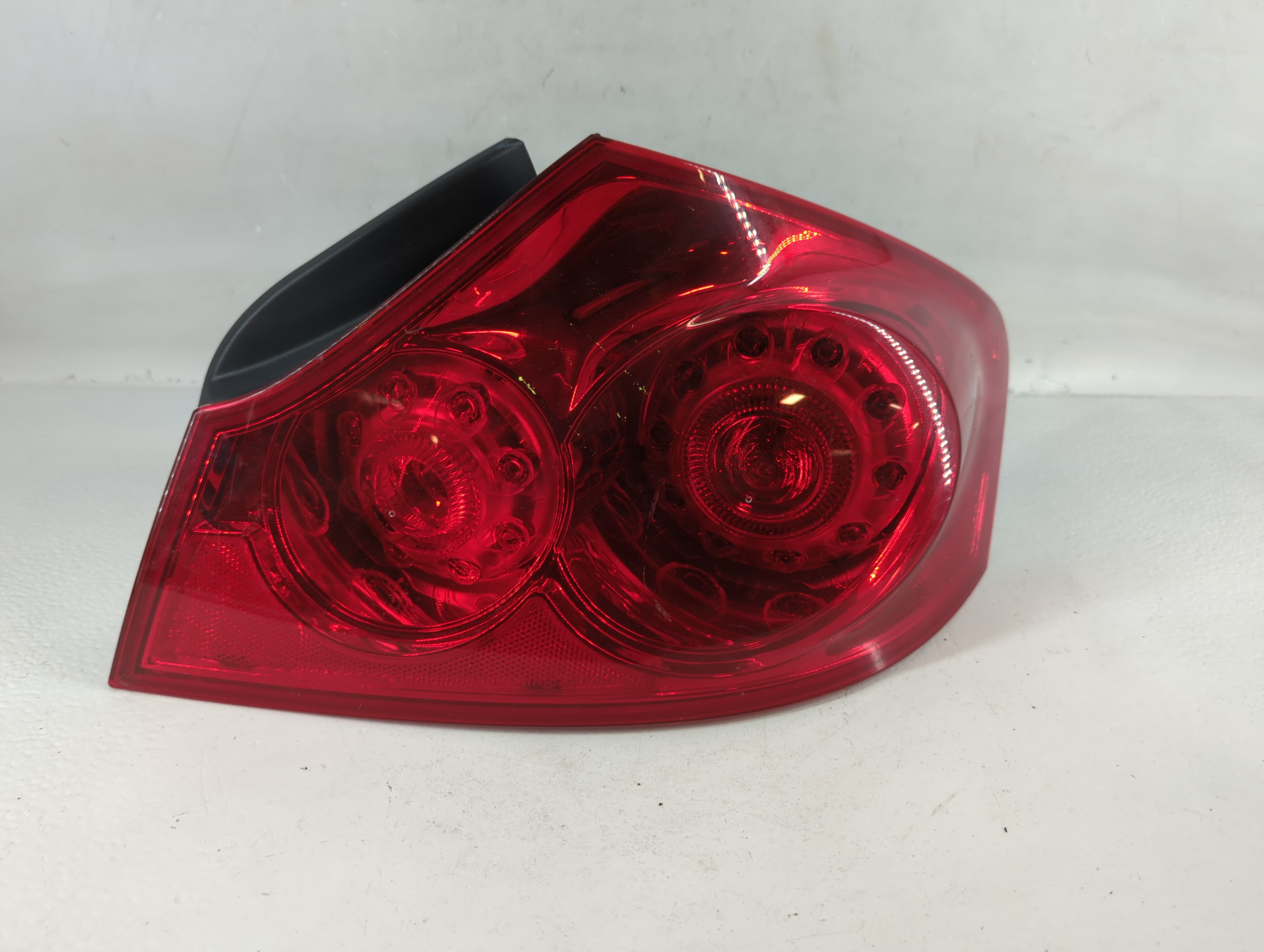 2007-2008 Infiniti G35 Passenger Right Side Tail Light Taillight Oem 759495 - Oemusedautoparts1.com