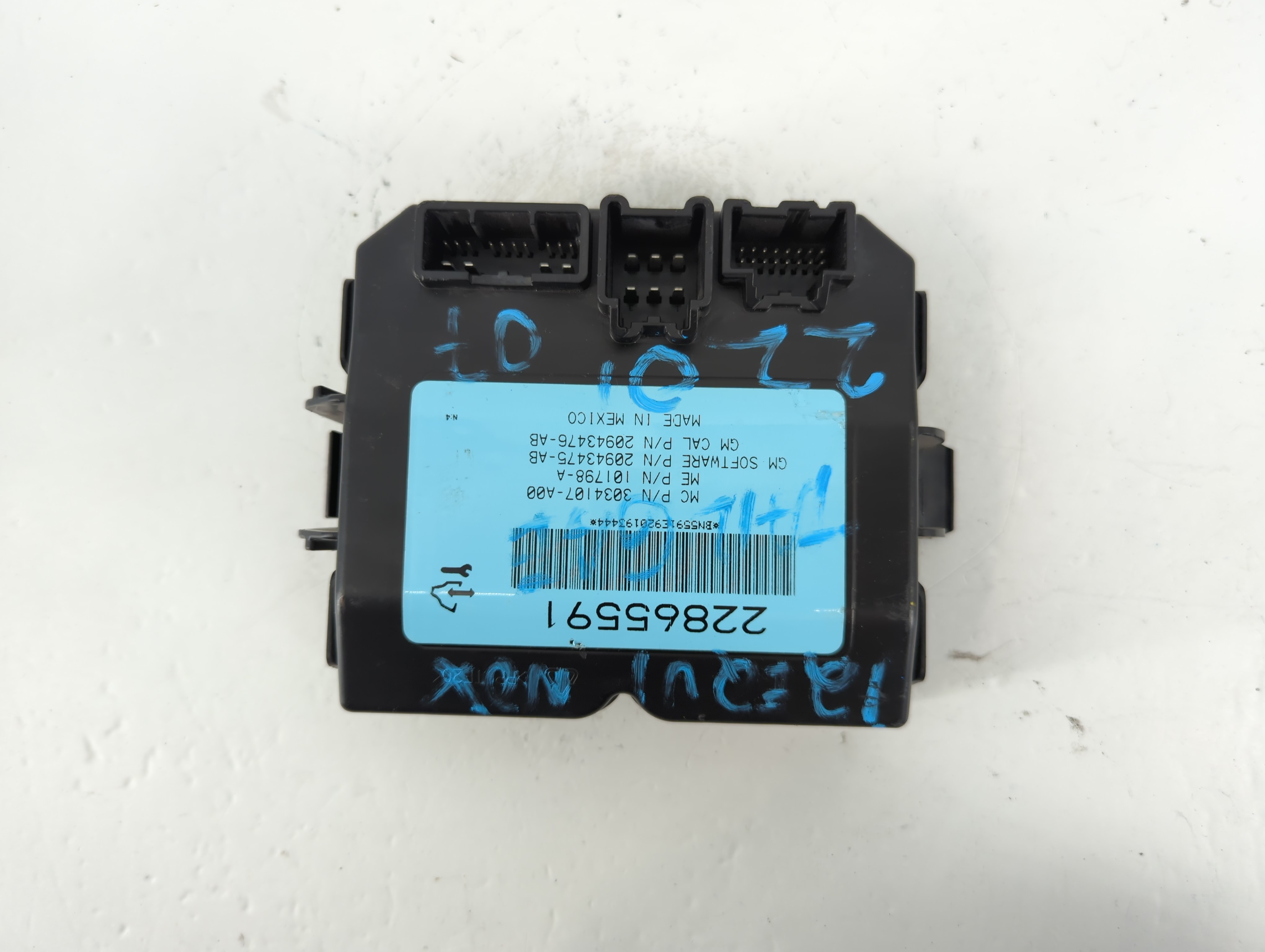 2010-2015 Chevrolet Equinox Body Control Module Bcm Inner Cabin Fuse Box 759534 - Oemusedautoparts1.com