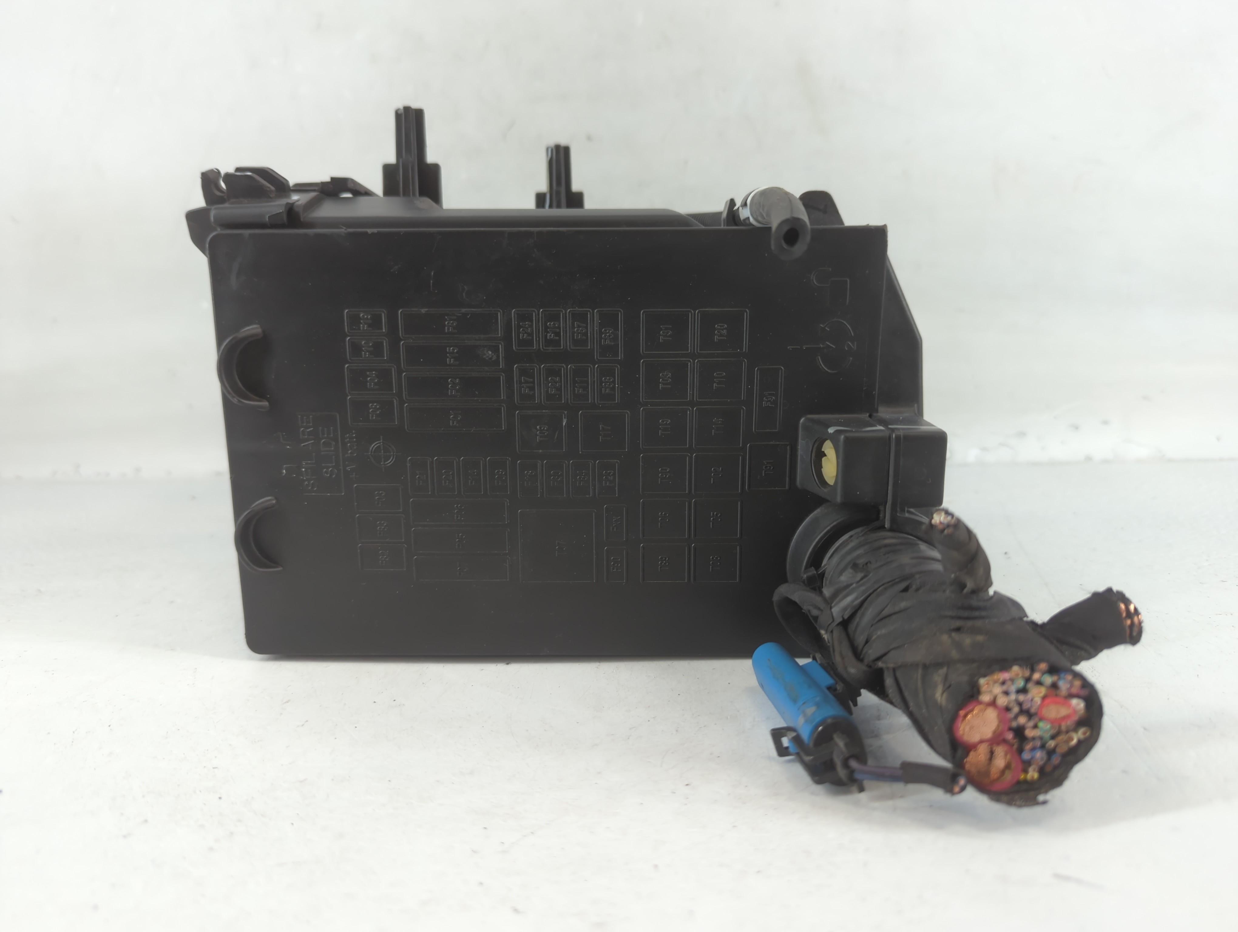 2020 Jeep Compass Fusebox Fuse Box Relay Module 52027004 759805 - Oemusedautoparts1.com