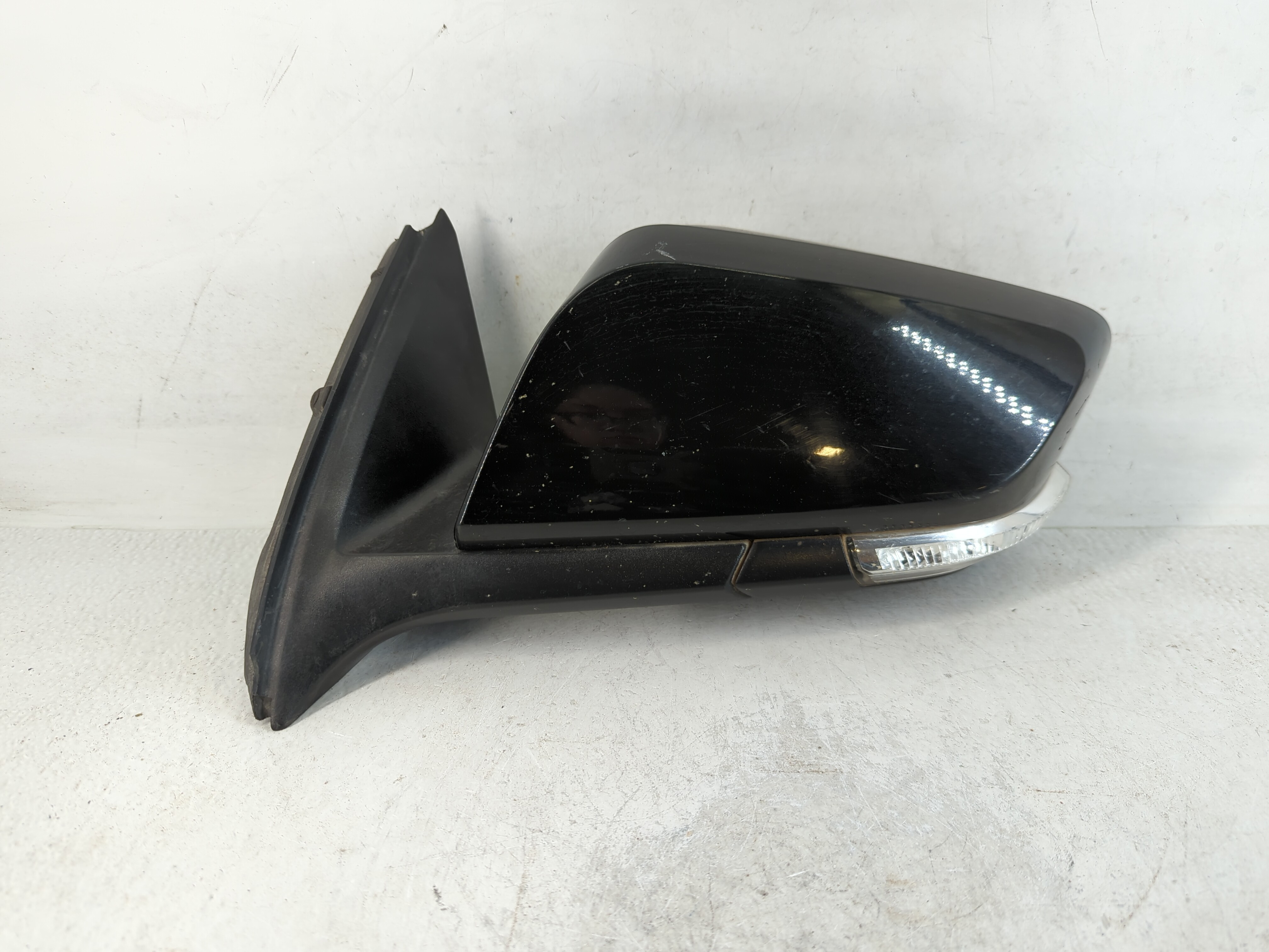 2016-2020 Chevrolet Impala Passenger Right Side View Power Door Mirror 759942 - Oemusedautoparts1.com