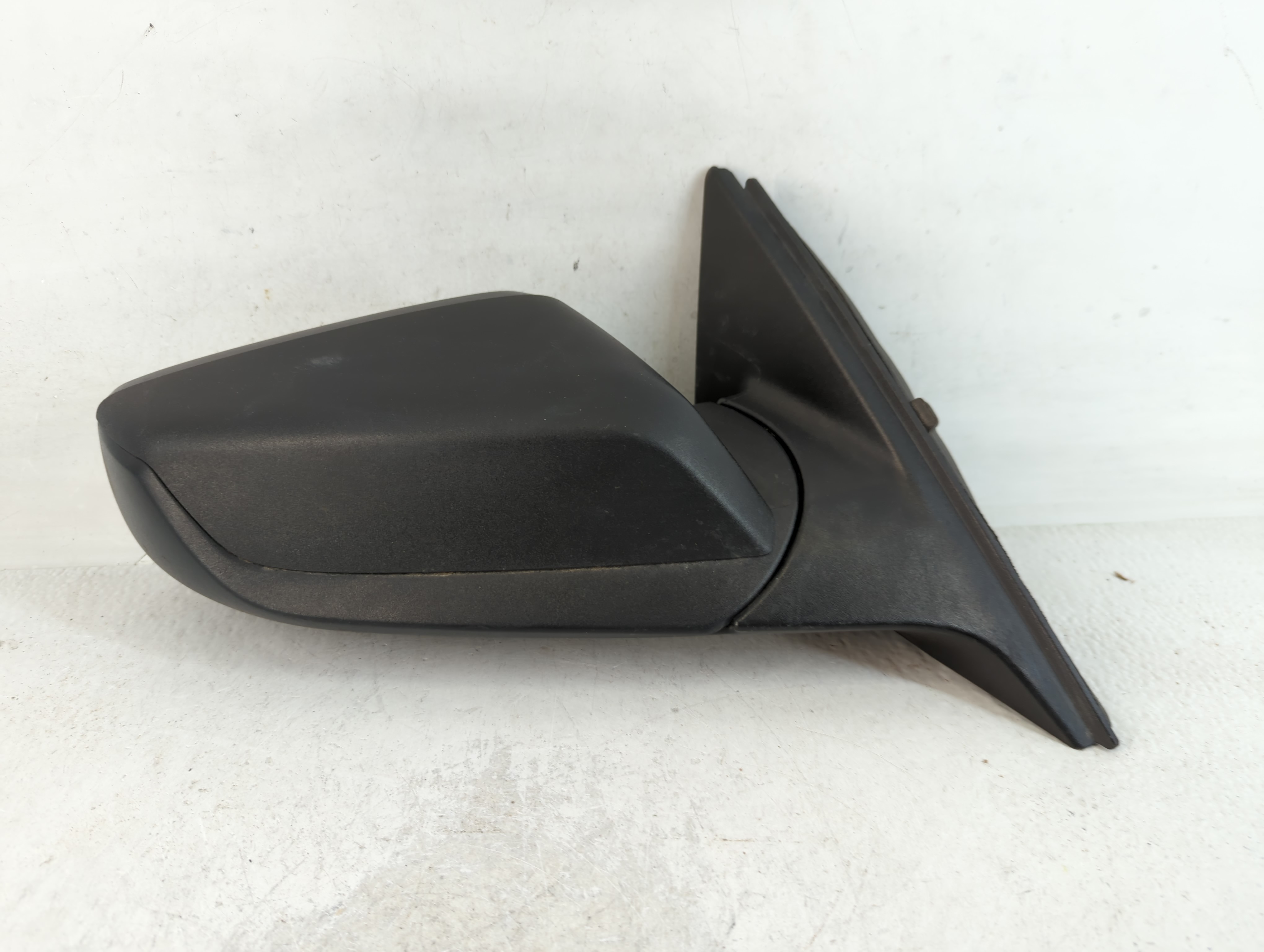 2016-2021 Chevrolet Malibu Passenger Right Side View Power Door Mirror 759943 - Oemusedautoparts1.com