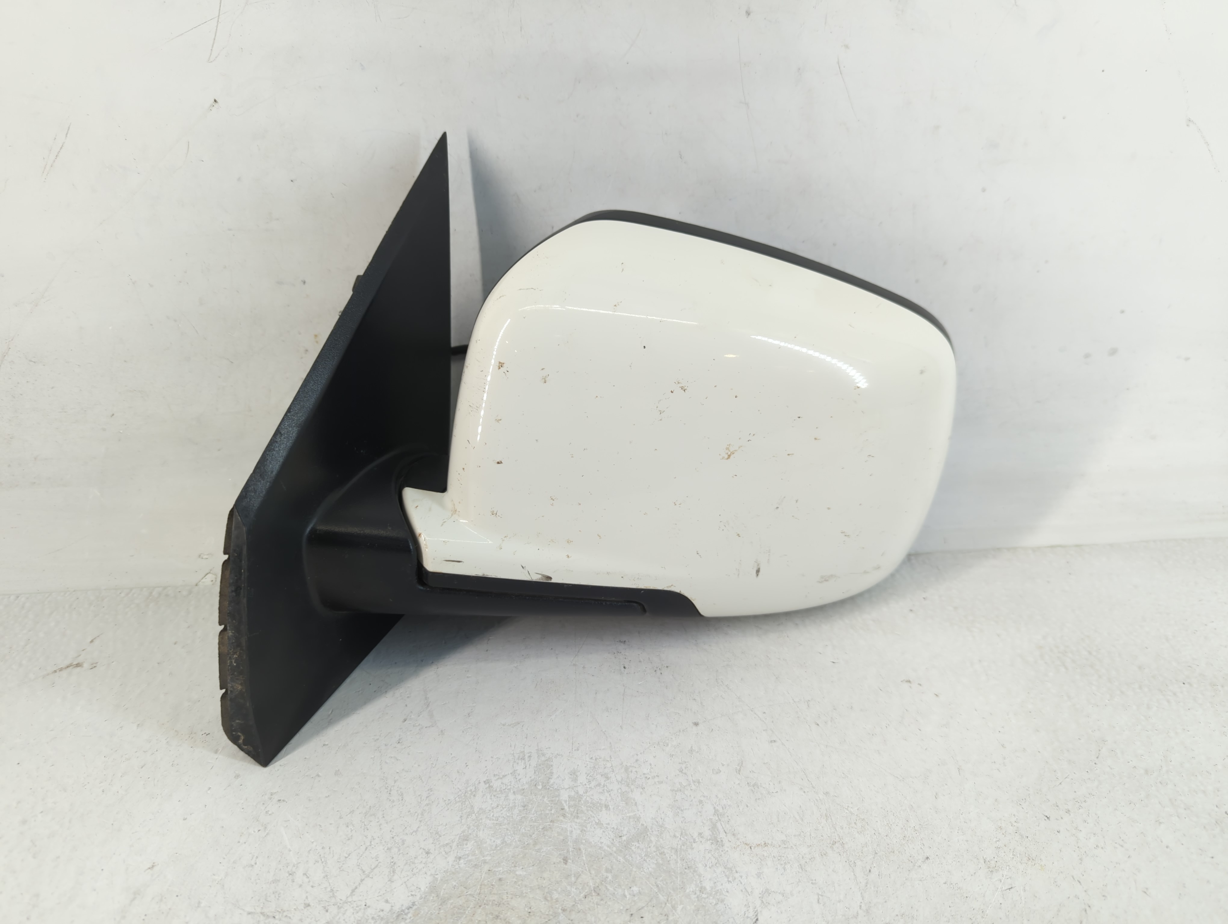 2017 Dodge Journey Driver Left Side View Power Door Mirror White 759948 - Oemusedautoparts1.com