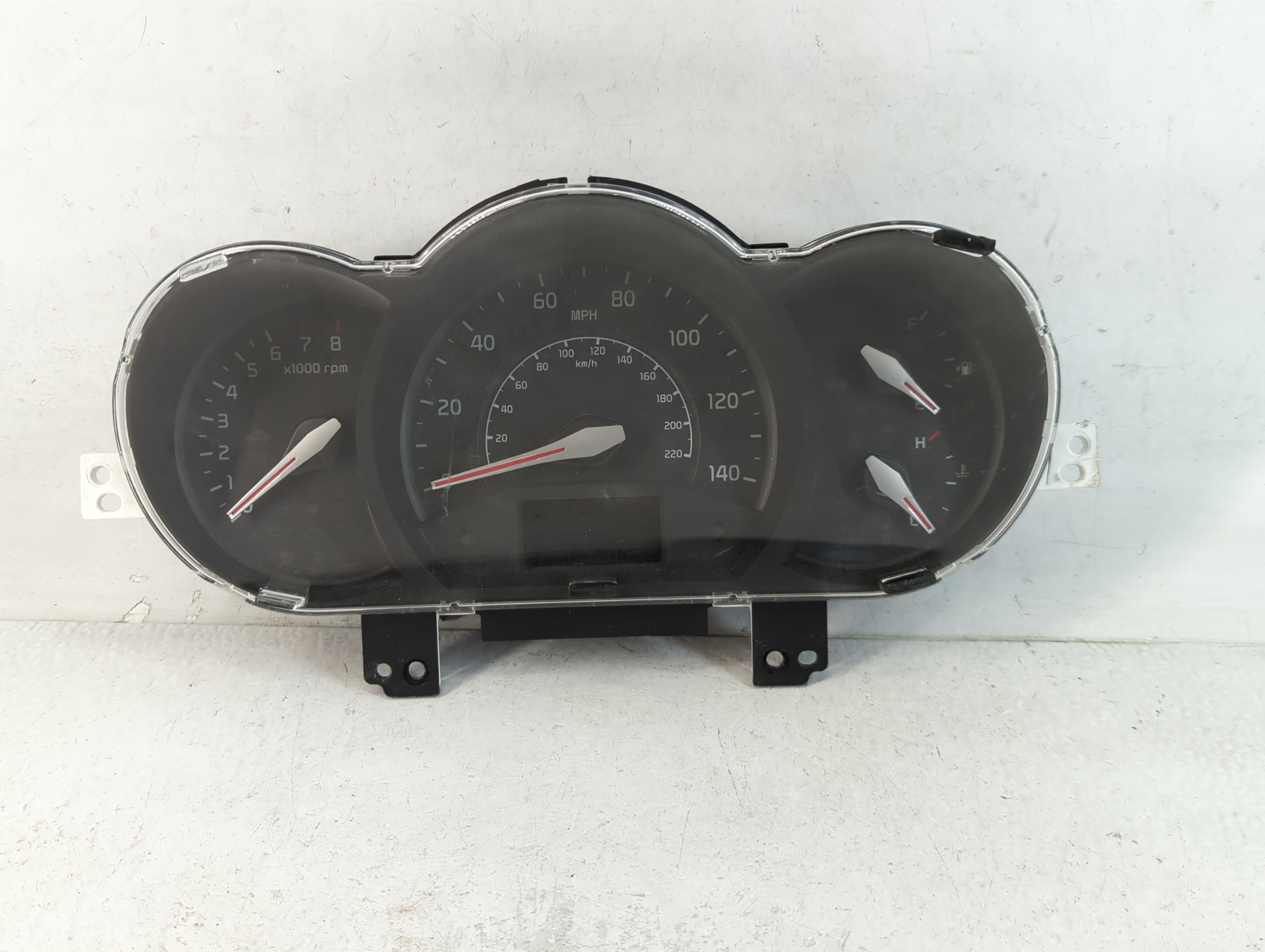 Picture of 2016-2017 Kia Rio Speedometer Instrument Cluster Gauges 94024-1w770 759985