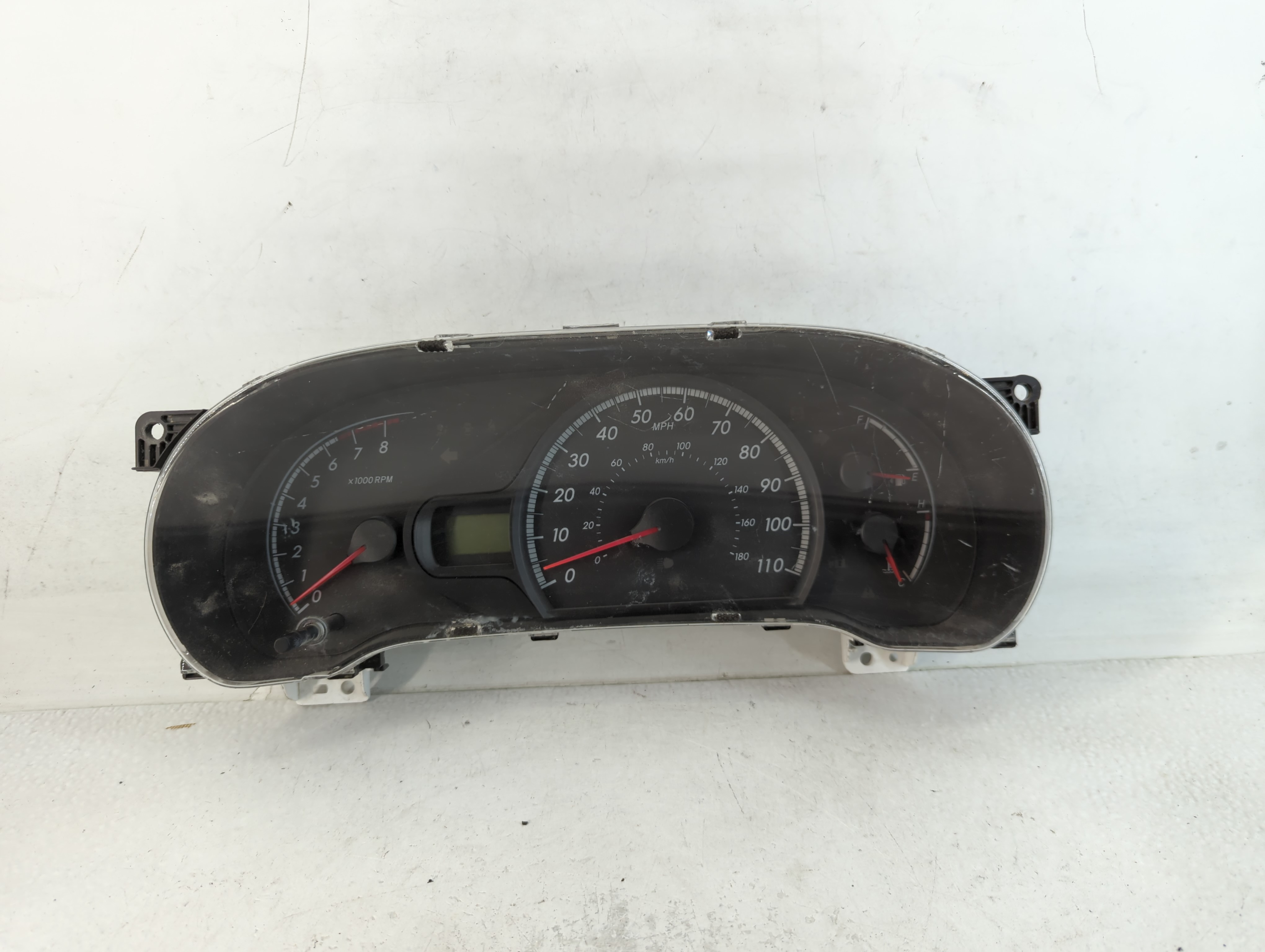 2011-2012 Toyota Sienna Speedometer Instrument Cluster Gauges 760020 - Oemusedautoparts1.com