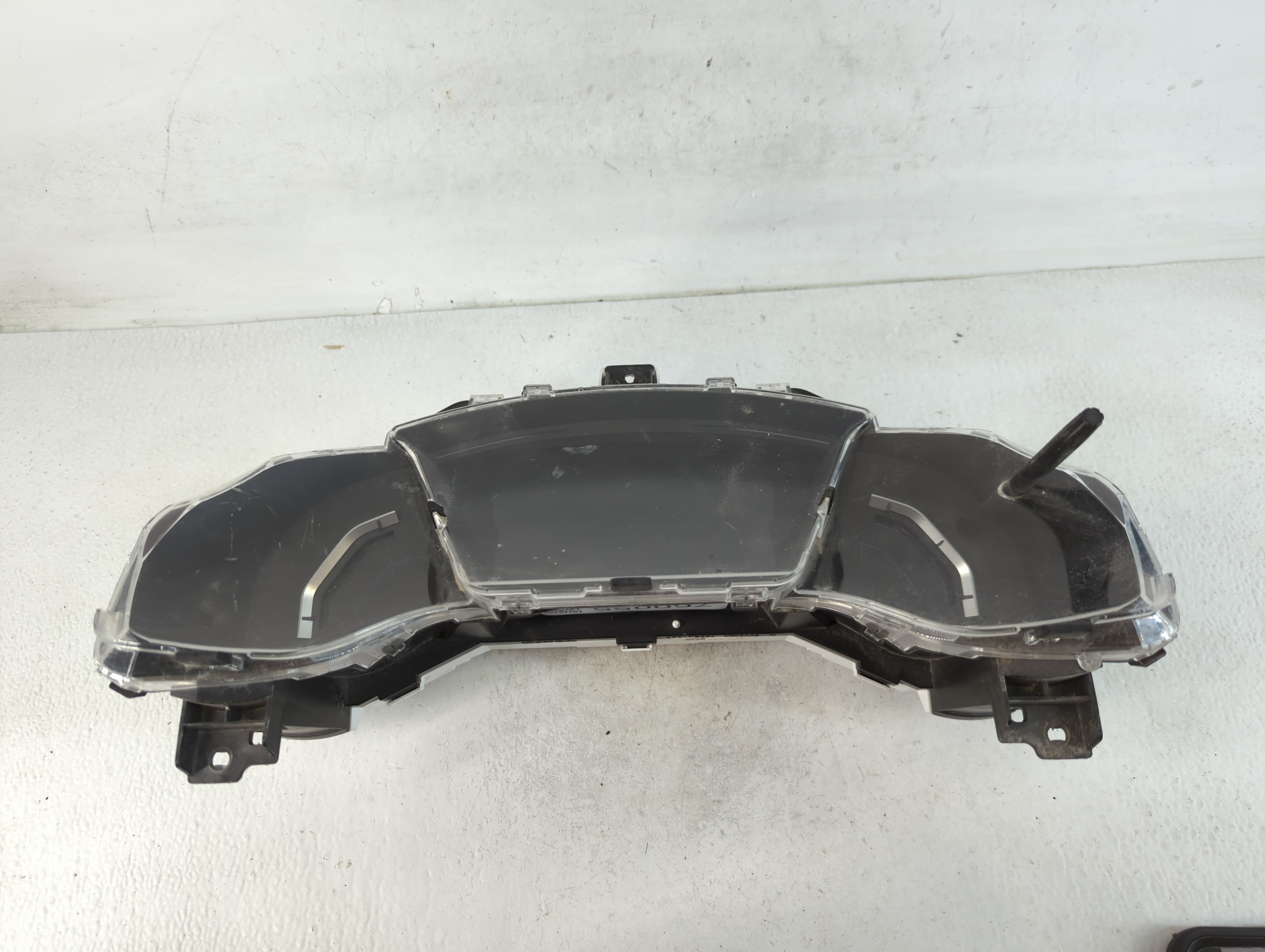 Picture of 2016-2018 Honda Civic Speedometer Instrument Cluster Gauges 760055