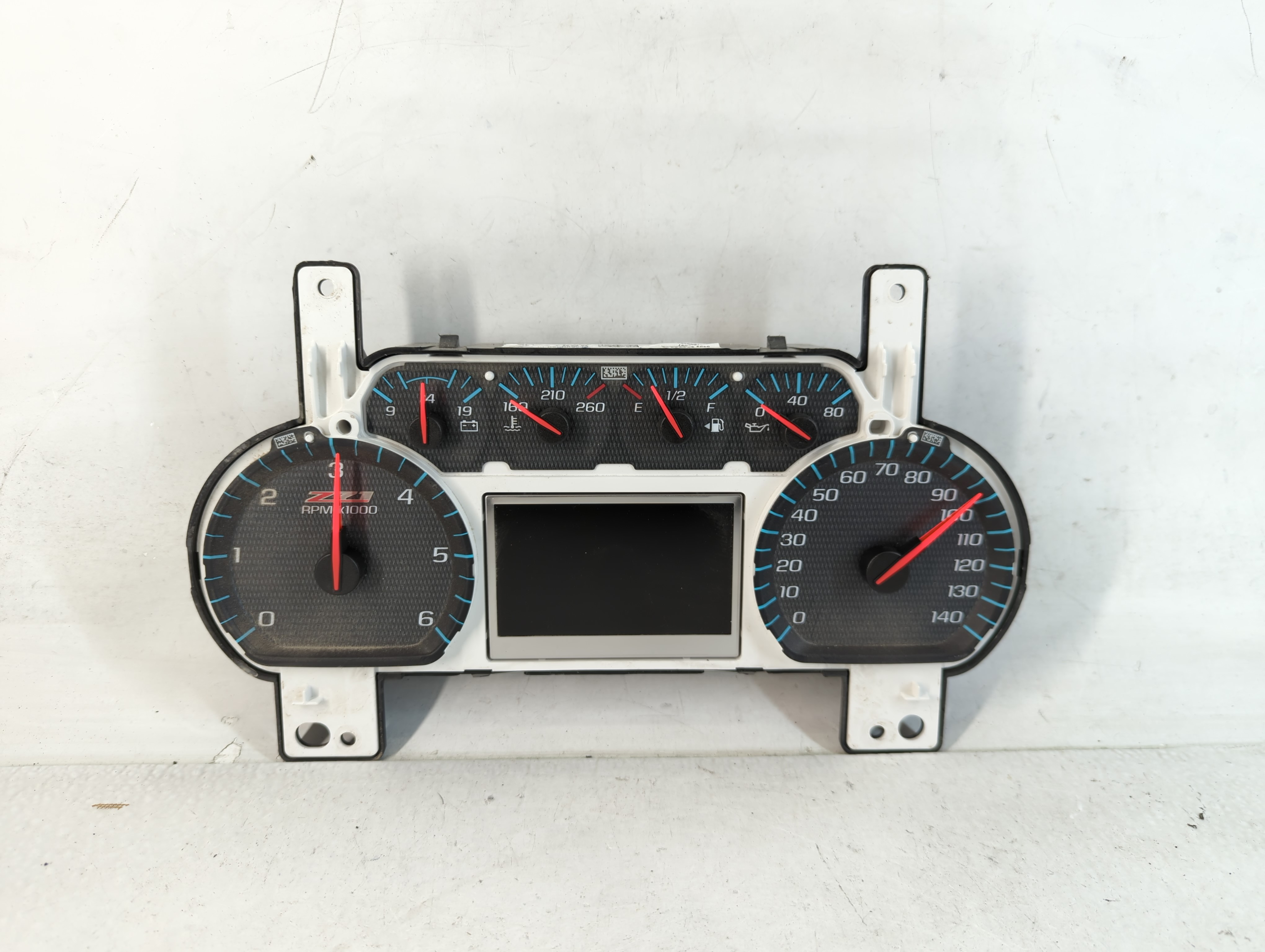 2018-2019 Chevrolet Silverado 1500 Speedometer Instrument Cluster Gauges 760059 - Oemusedautoparts1.com
