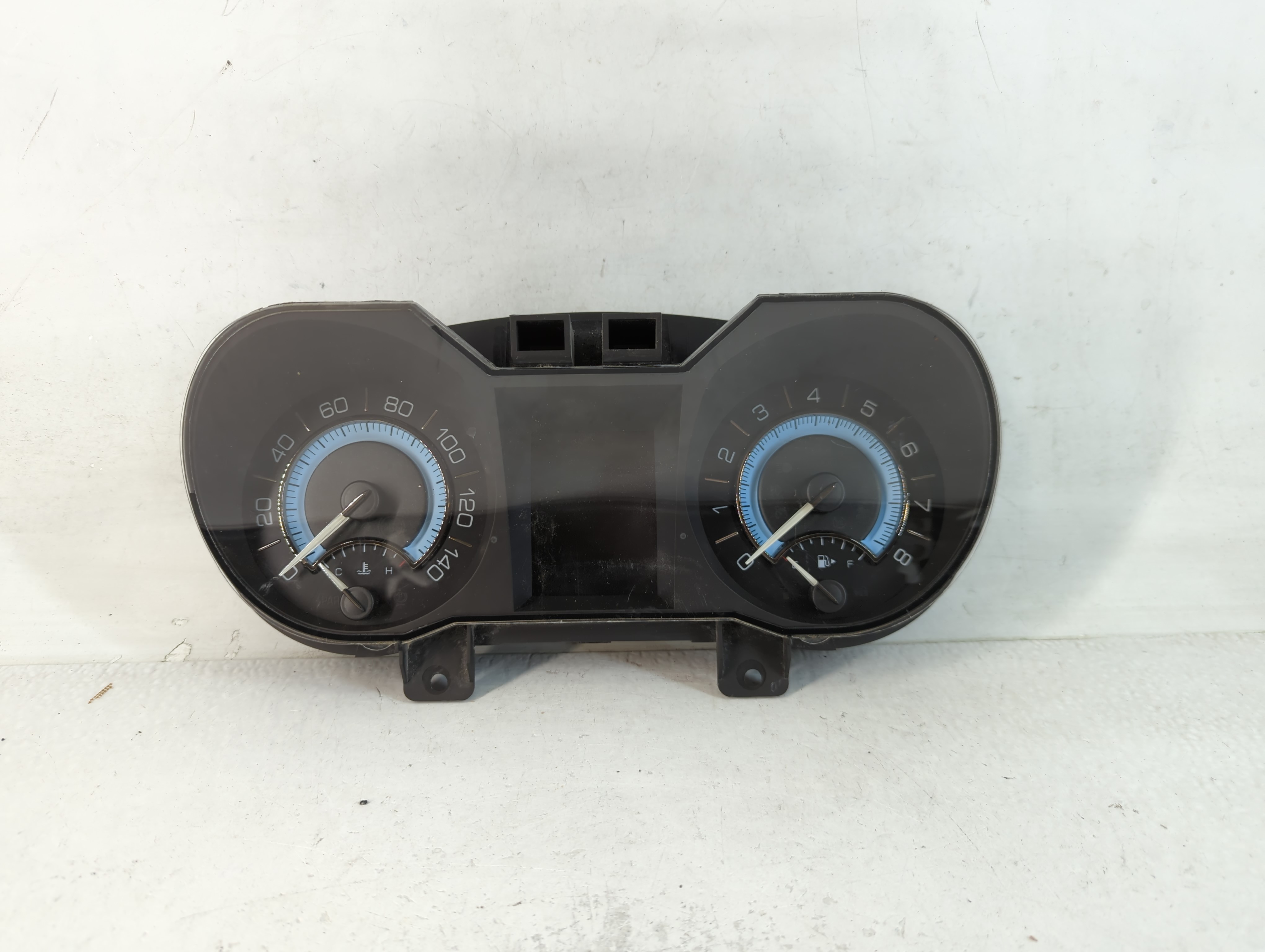 2010-2010 Buick Lacrosse Speedometer Instrument Cluster Gauges 760066 - Oemusedautoparts1.com