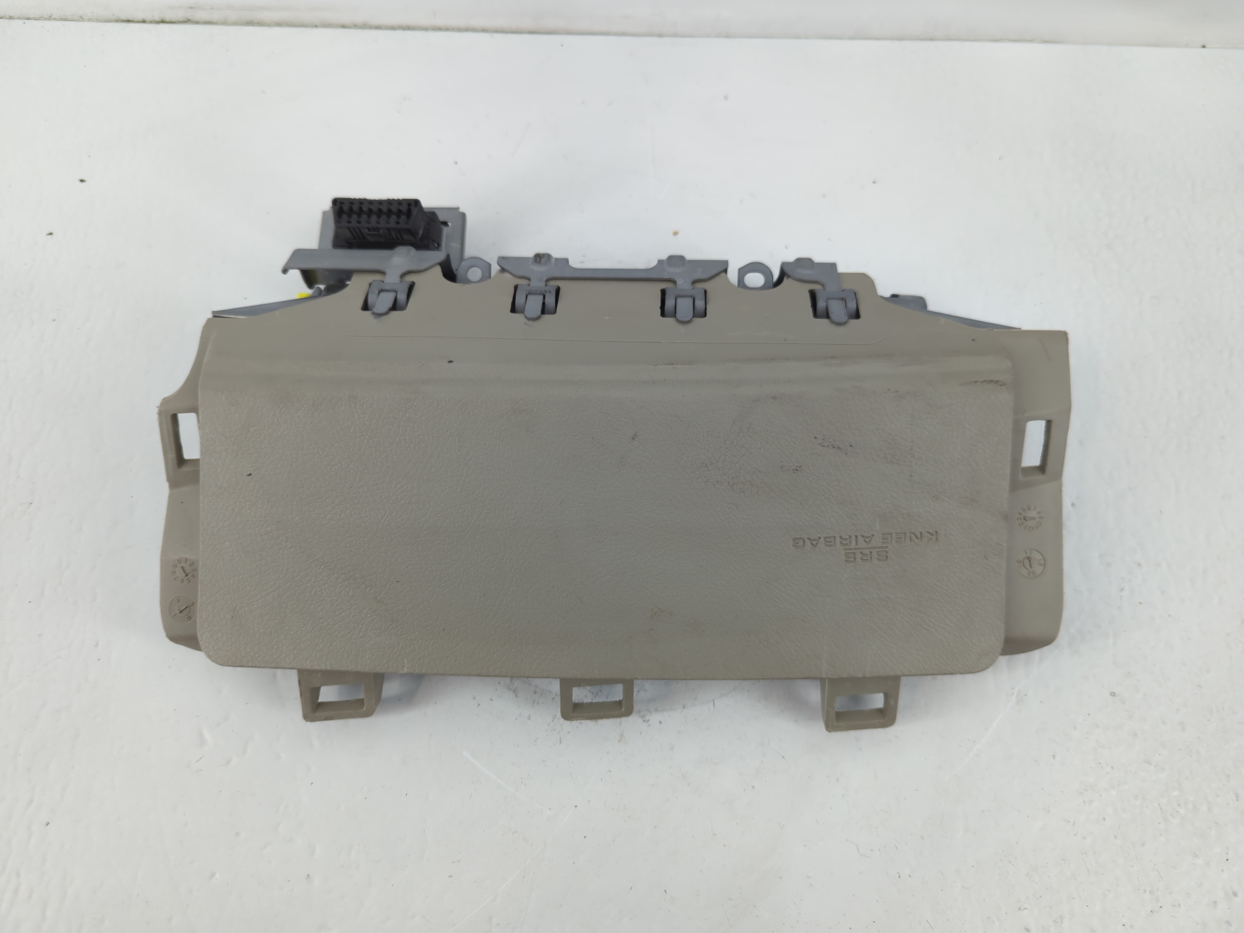 Picture of 2007-2011 Toyota Camry Air Bag Driver Left Knee Oem 760236