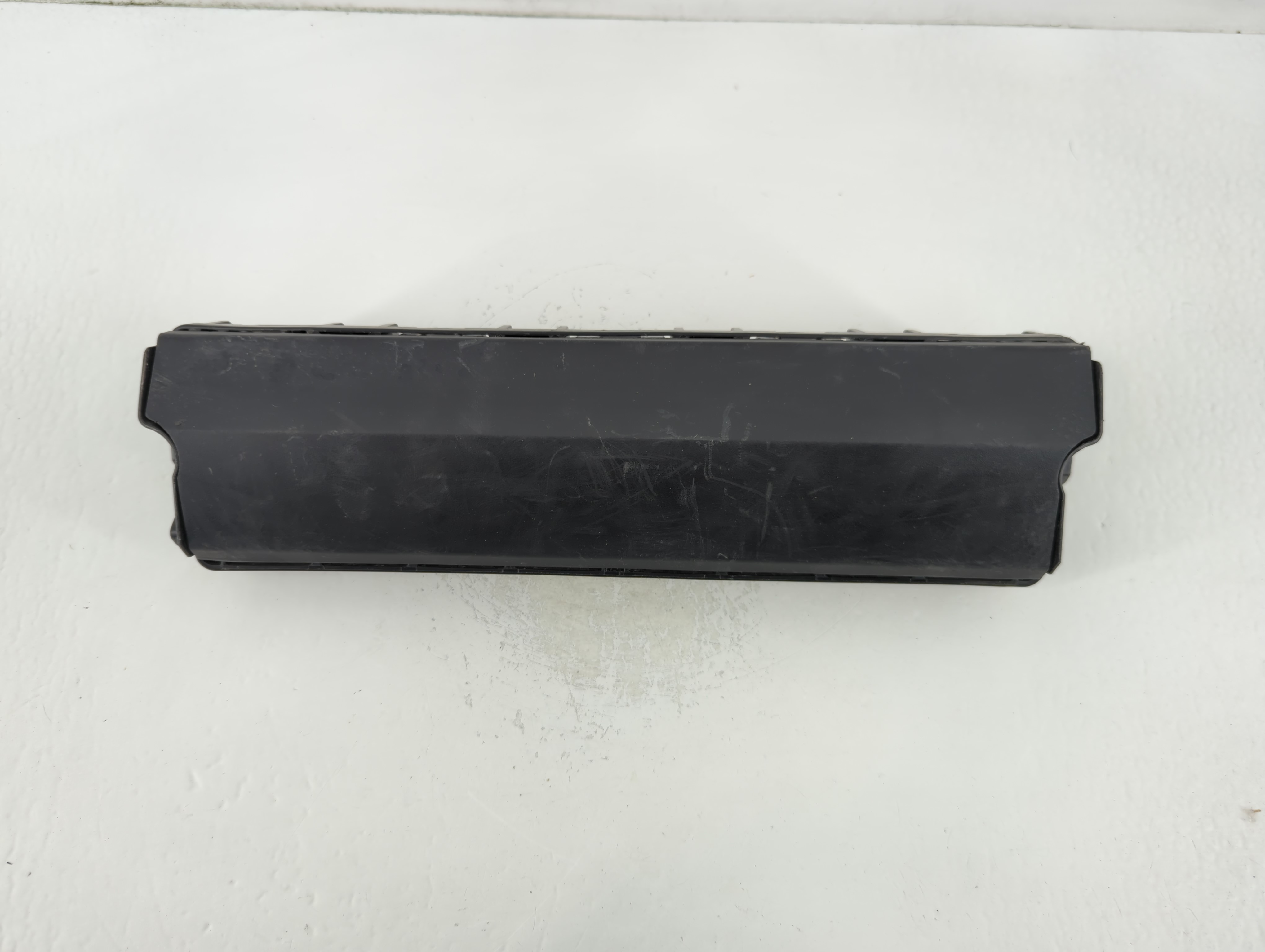 2013-2016 Chevrolet Malibu Air Bag Driver Left Knee Oem 760245 - Oemusedautoparts1.com