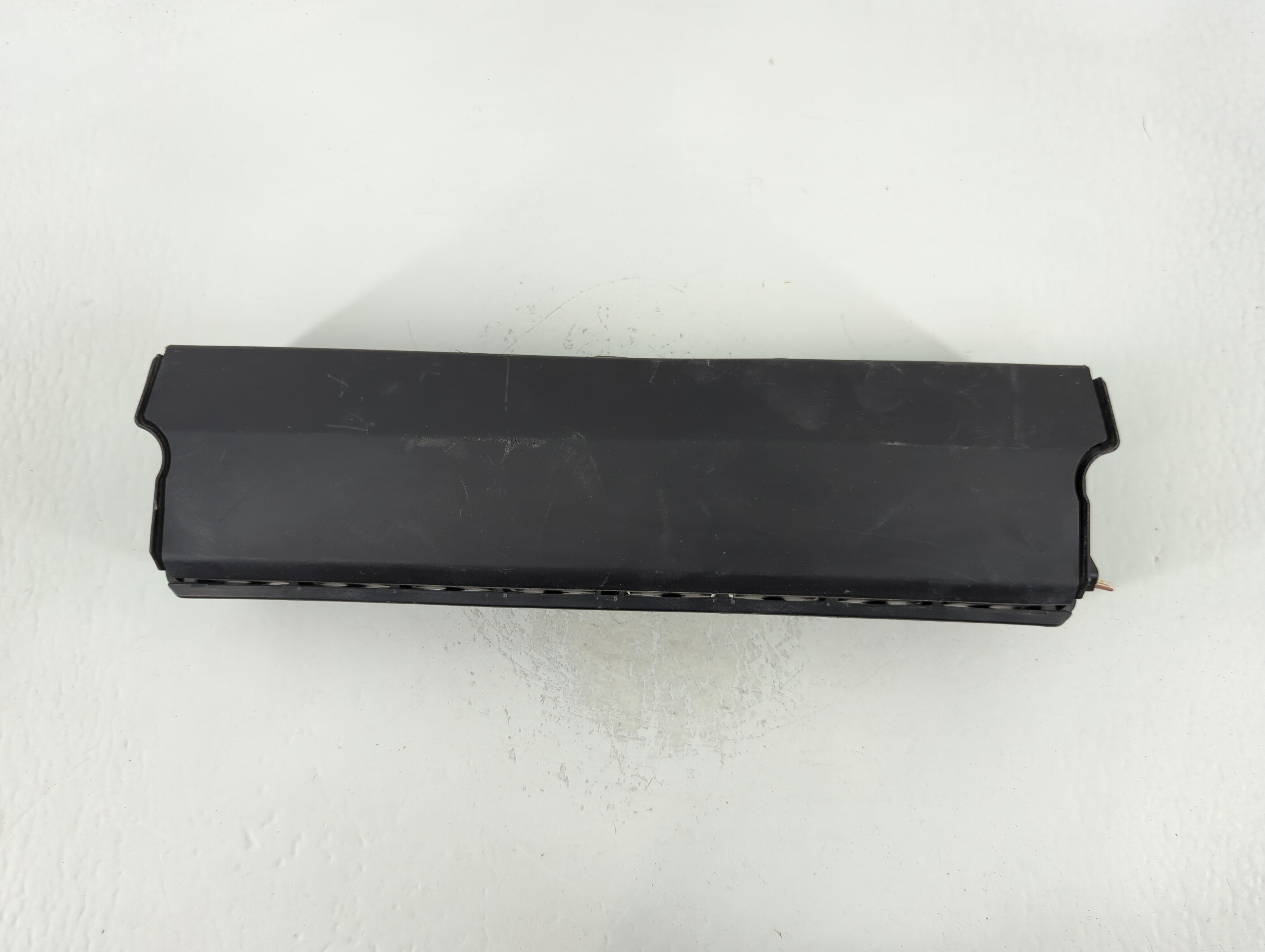 2013-2017 Buick Encore Air Bag Driver Left Knee Oem 760279 - Oemusedautoparts1.com