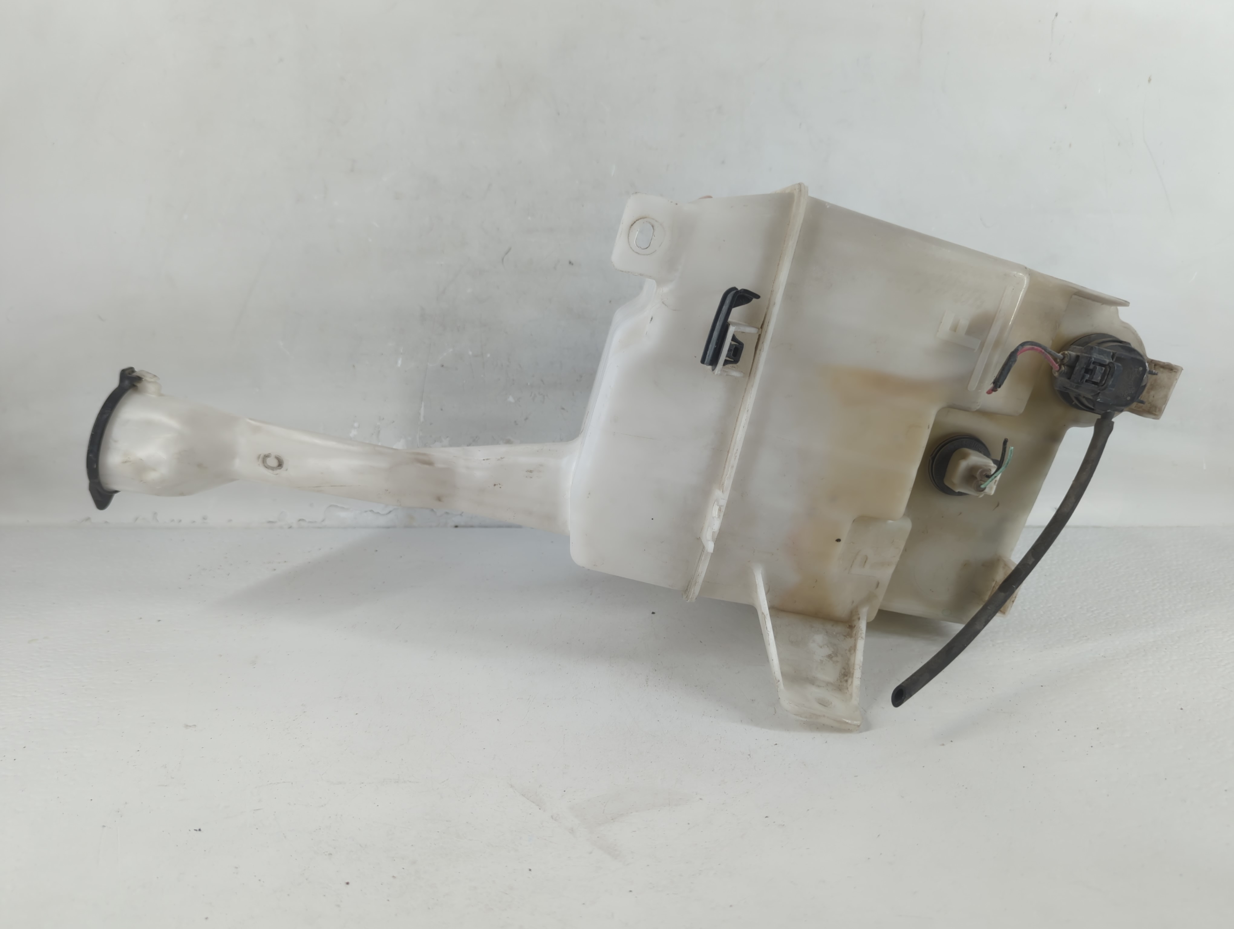 2007-2011 Toyota Camry Windshield Washer Fluid Reservoir Bottle Oem 760408 - Oemusedautoparts1.com