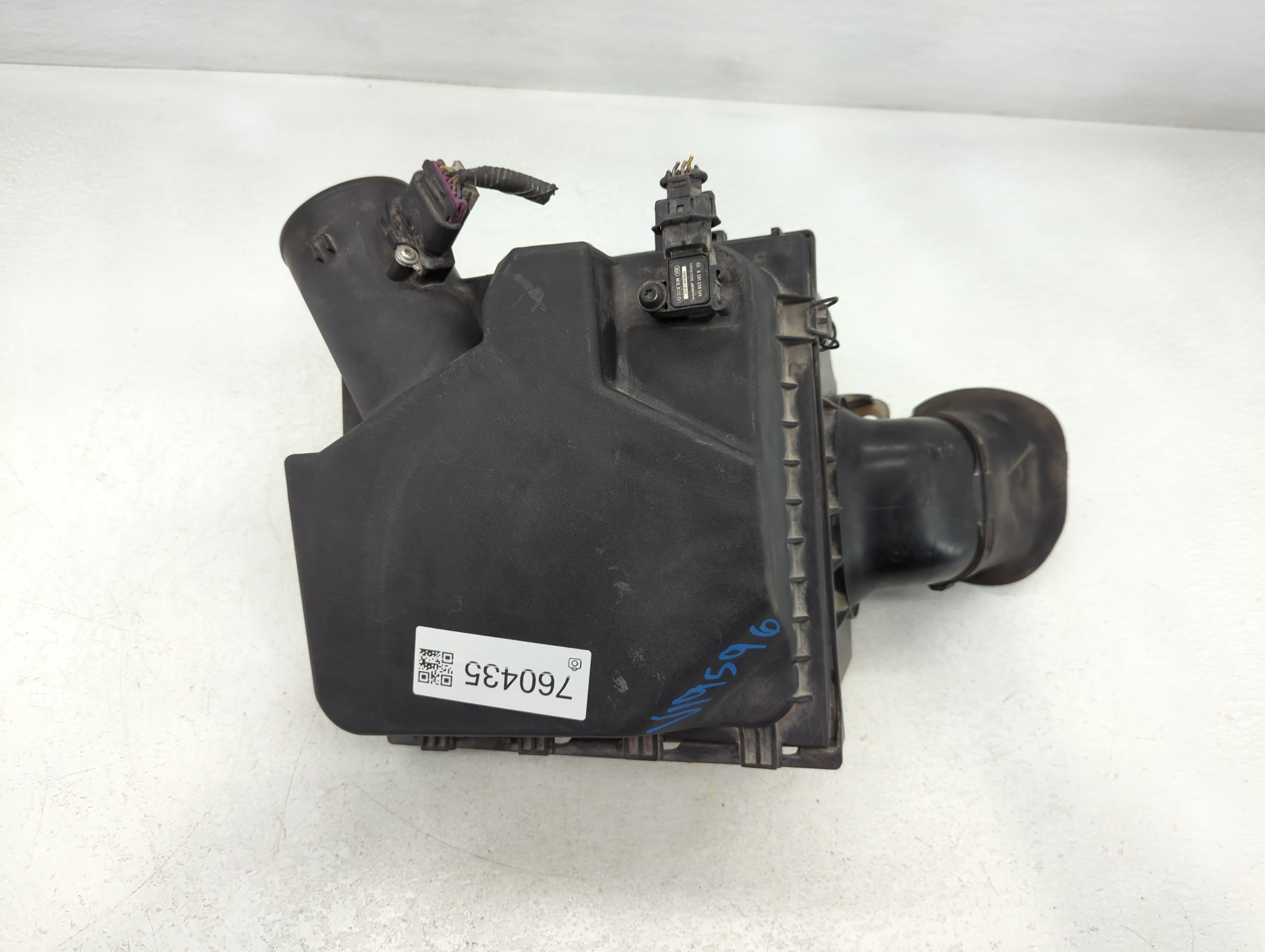 2010 Cadillac Srx Air Cleaner Intake-duct Hose Tube 760435 - Oemusedautoparts1.com