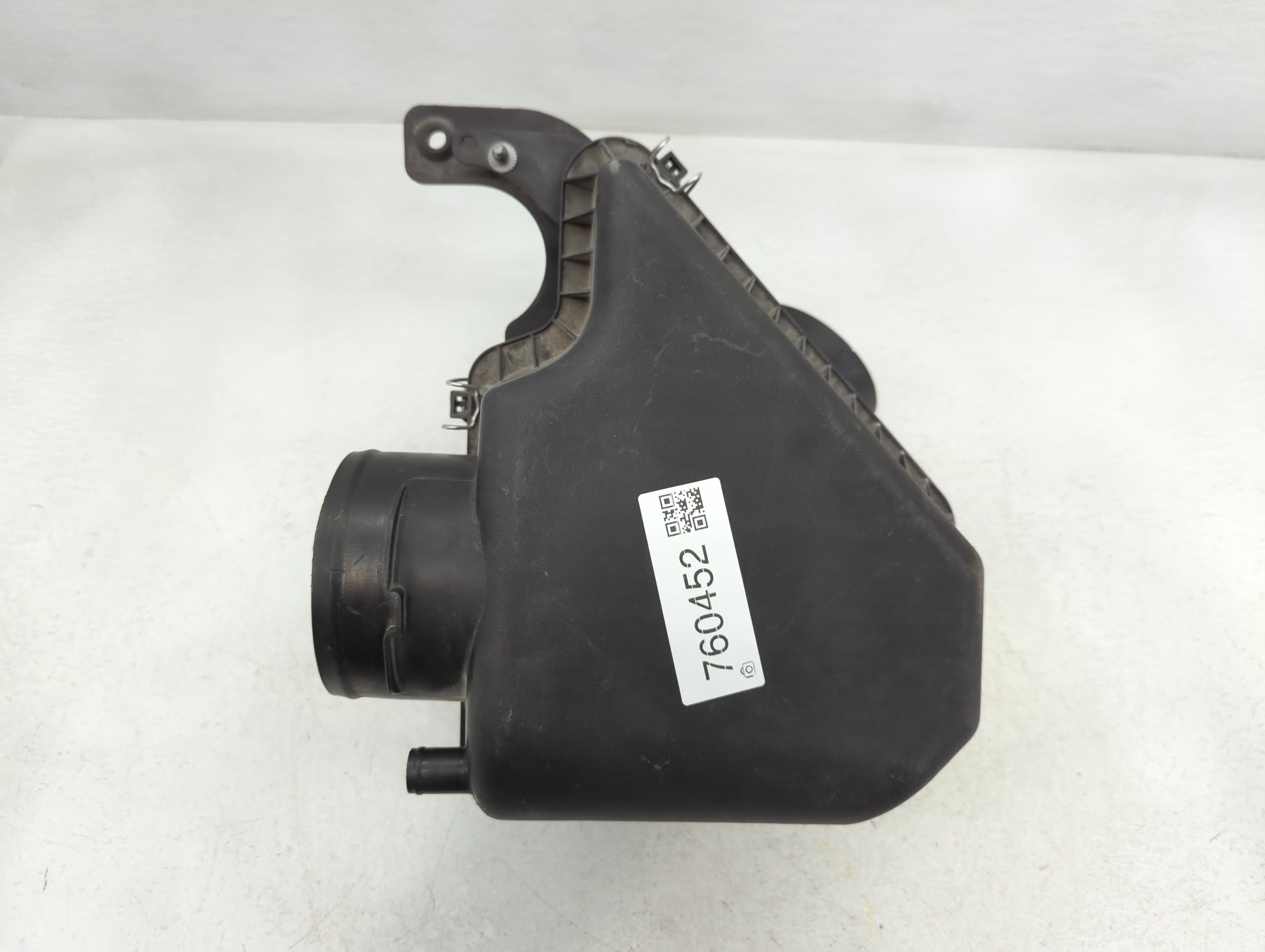 Picture of Dodge Caravan Air Cleaner Intake-duct Hose Tube 760452