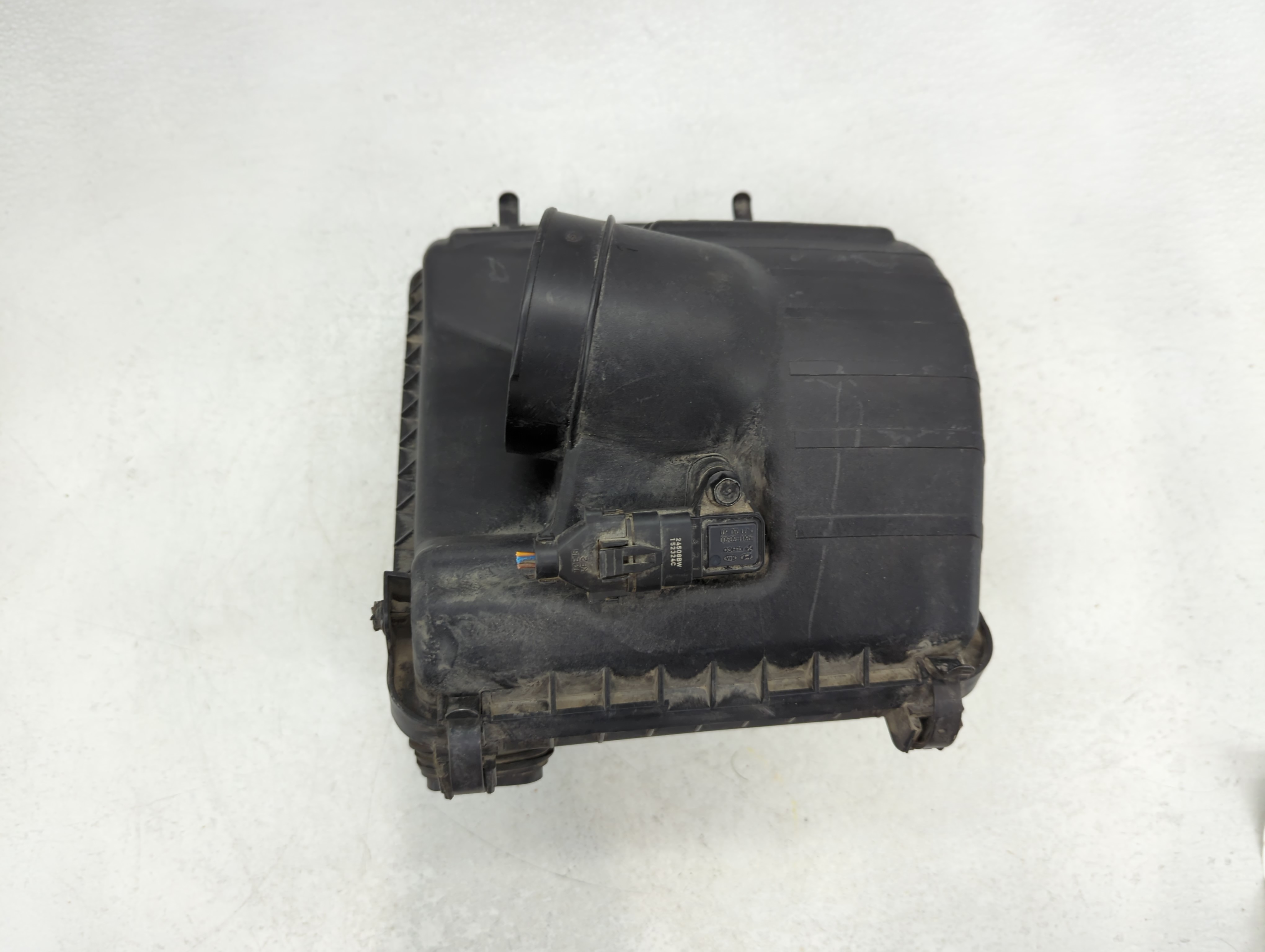 Picture of 2012-2017 Hyundai Azera Air Cleaner Intake-duct Hose Tube 760480