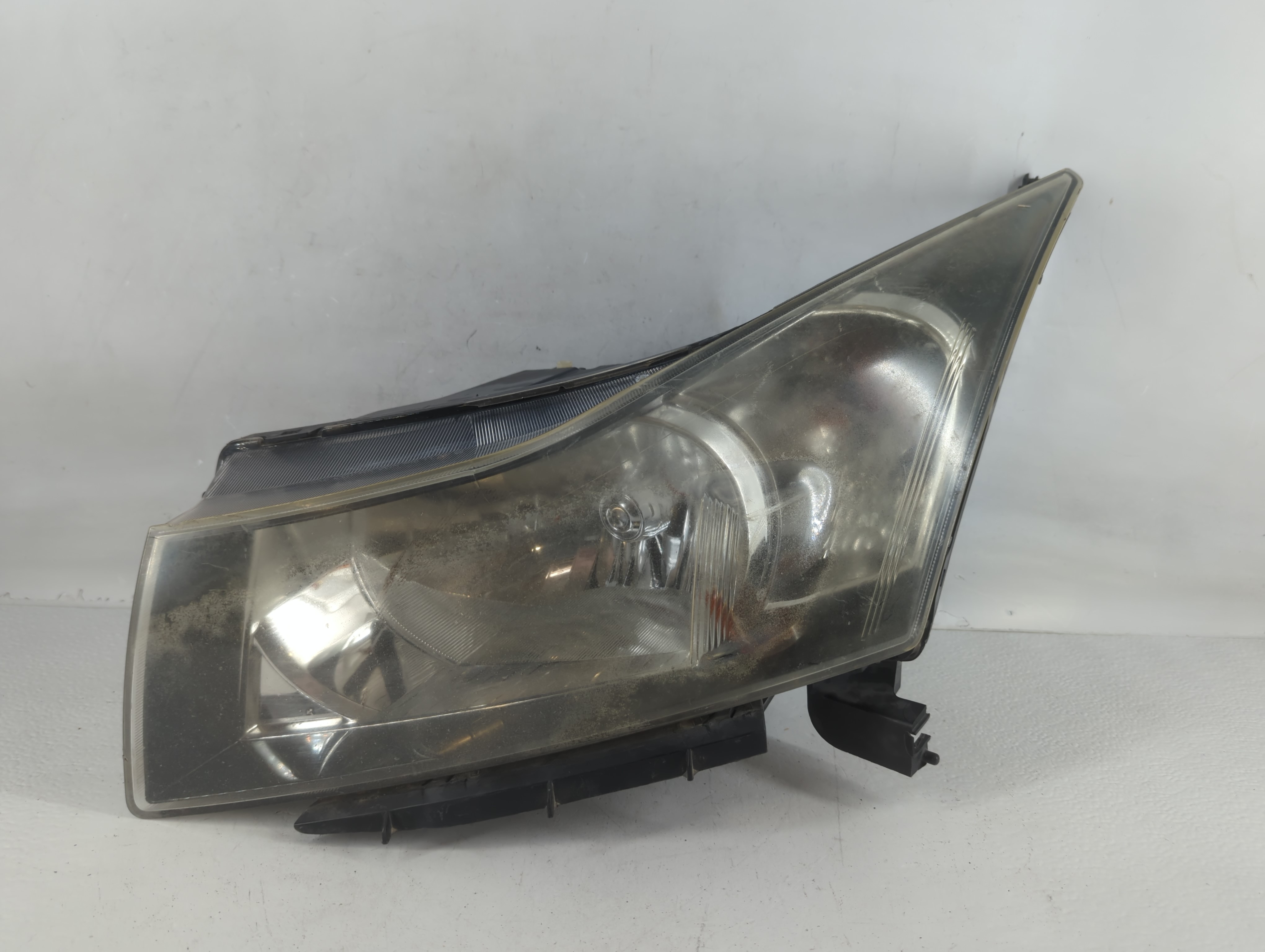Picture of 2012-2016 Chevrolet Cruze Passenger Right Oem Head Light Headlight Lamp 760694