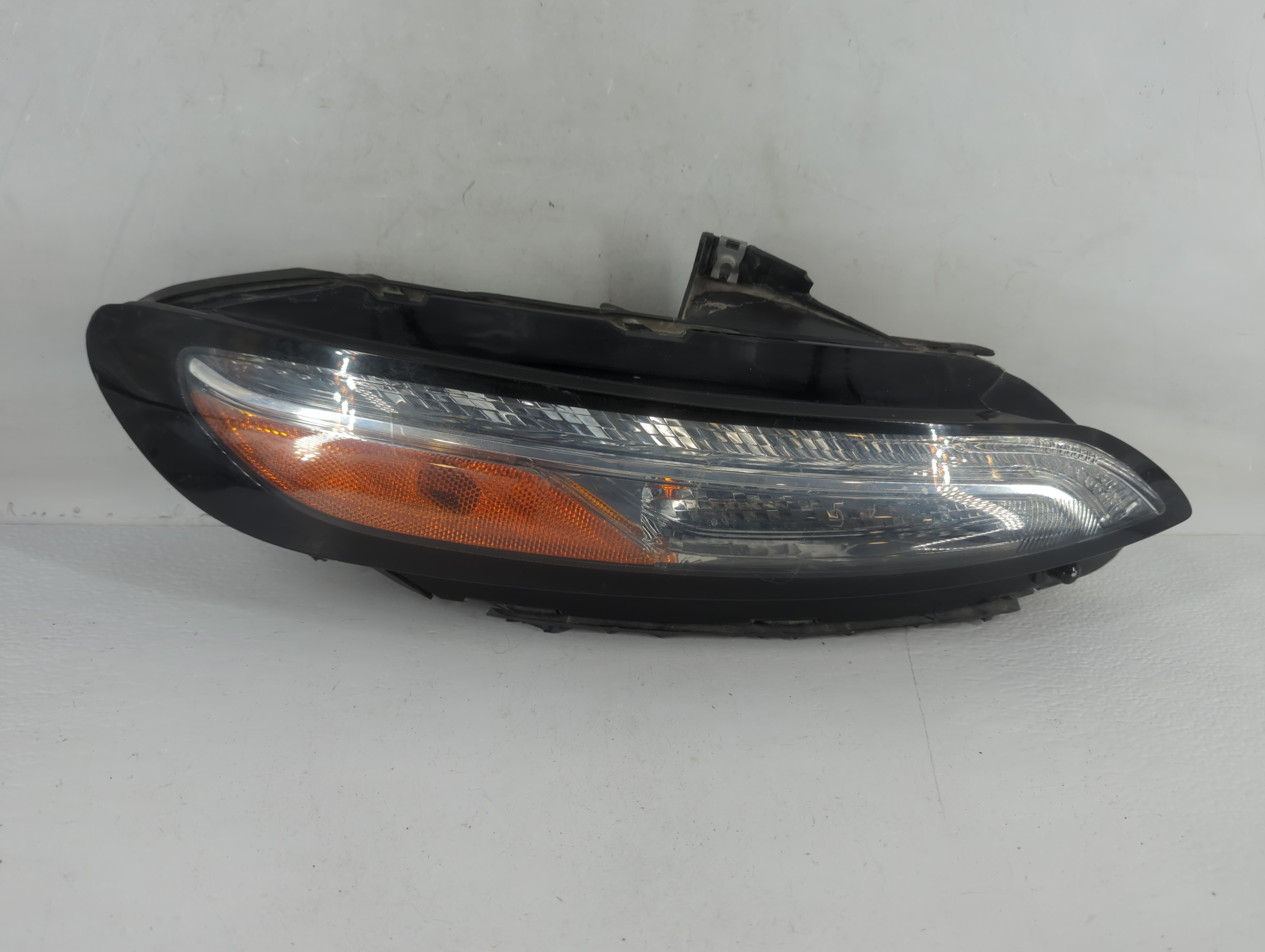 Picture of 2018 Jeep Cherokee Driver Left Oem Head Light Headlight Lamp 760700