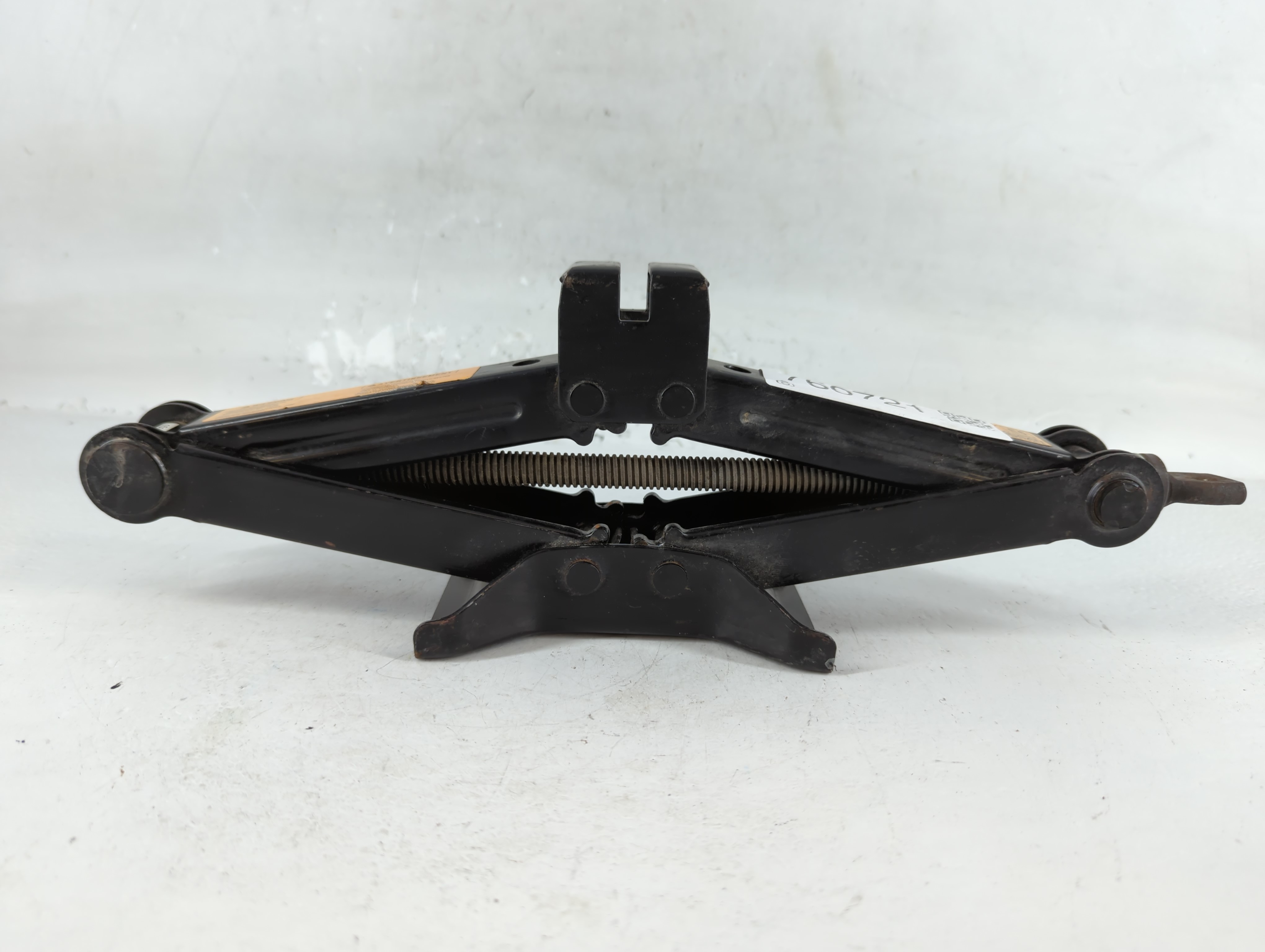 2014 Nissan Juke Spare Scissor Car Jack 760721 - Oemusedautoparts1.com