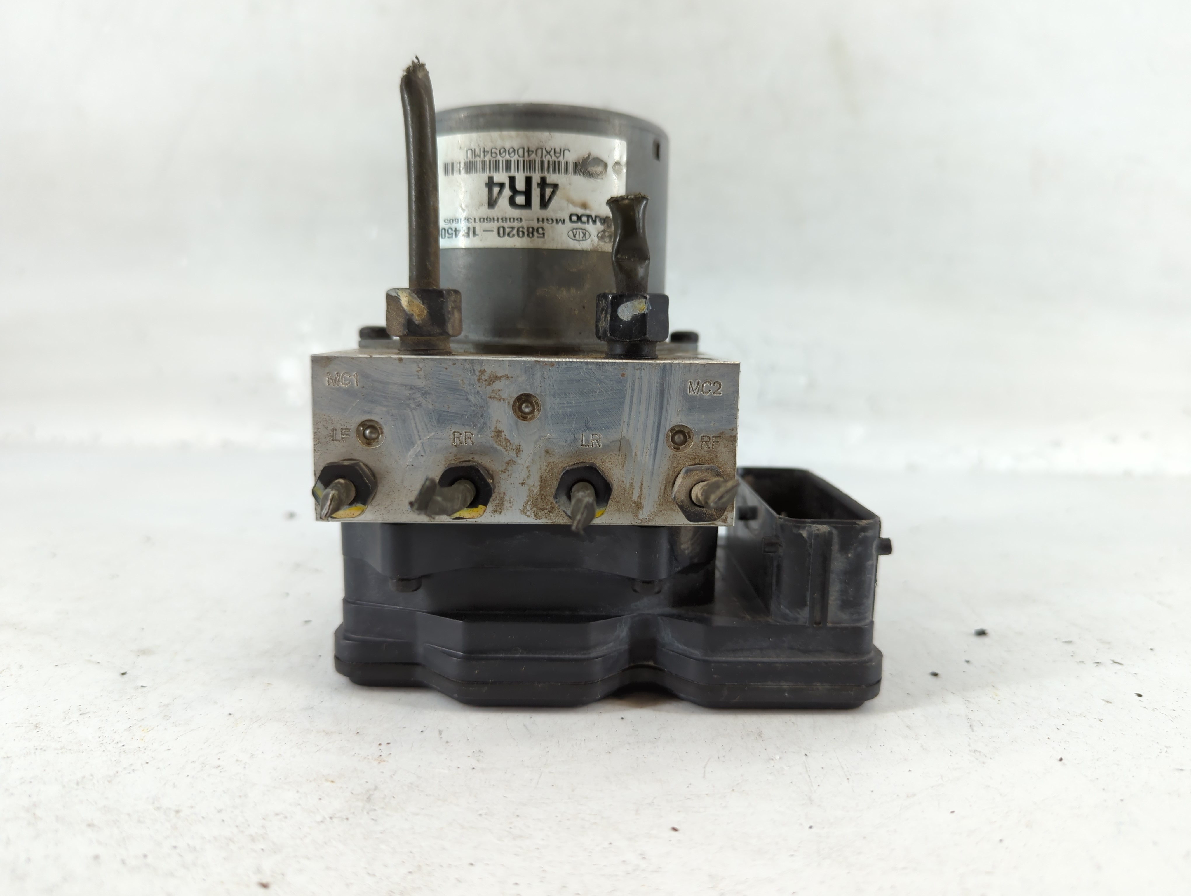 2013-2014 Hyundai Accent Abs Pump Control Module 760765 - Oemusedautoparts1.com